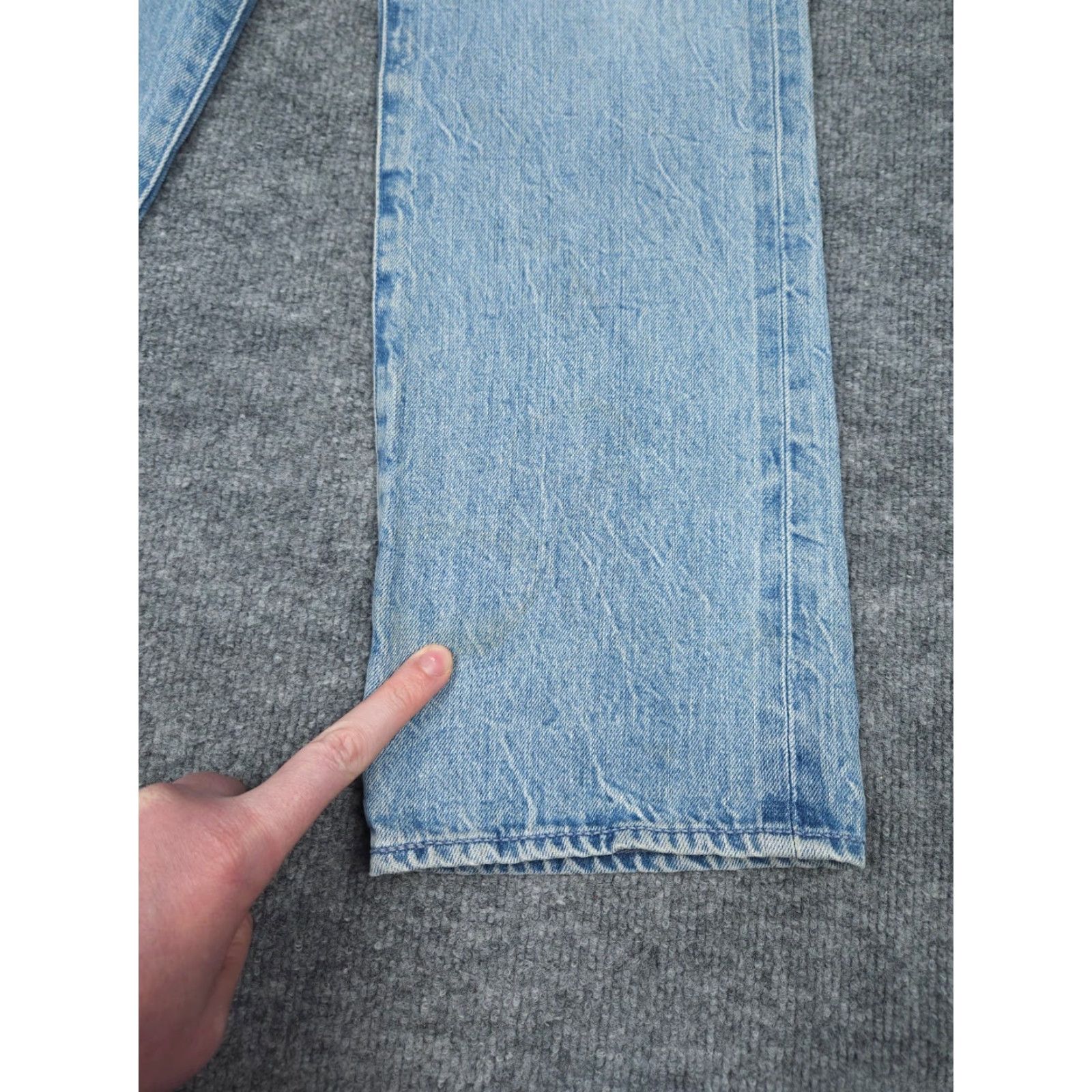 Levi's VINTAGE Levi's 501 Jeans Slim Straight Blue 31 34 31 x 34 USA Regular Mens 5-Pocket Denim Jeans Size US 31 - 6 Thumbnail