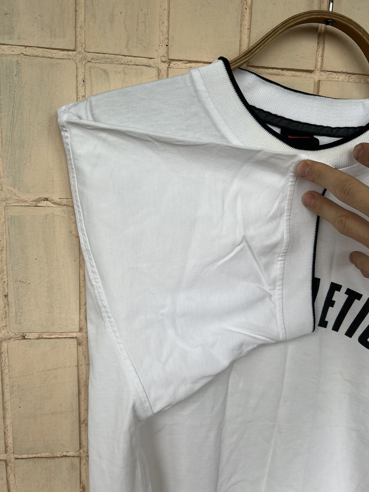 Nike Nike Athletic Vintage t-shirt y2k Size US S / EU 44-46 / 1 - 10 Thumbnail