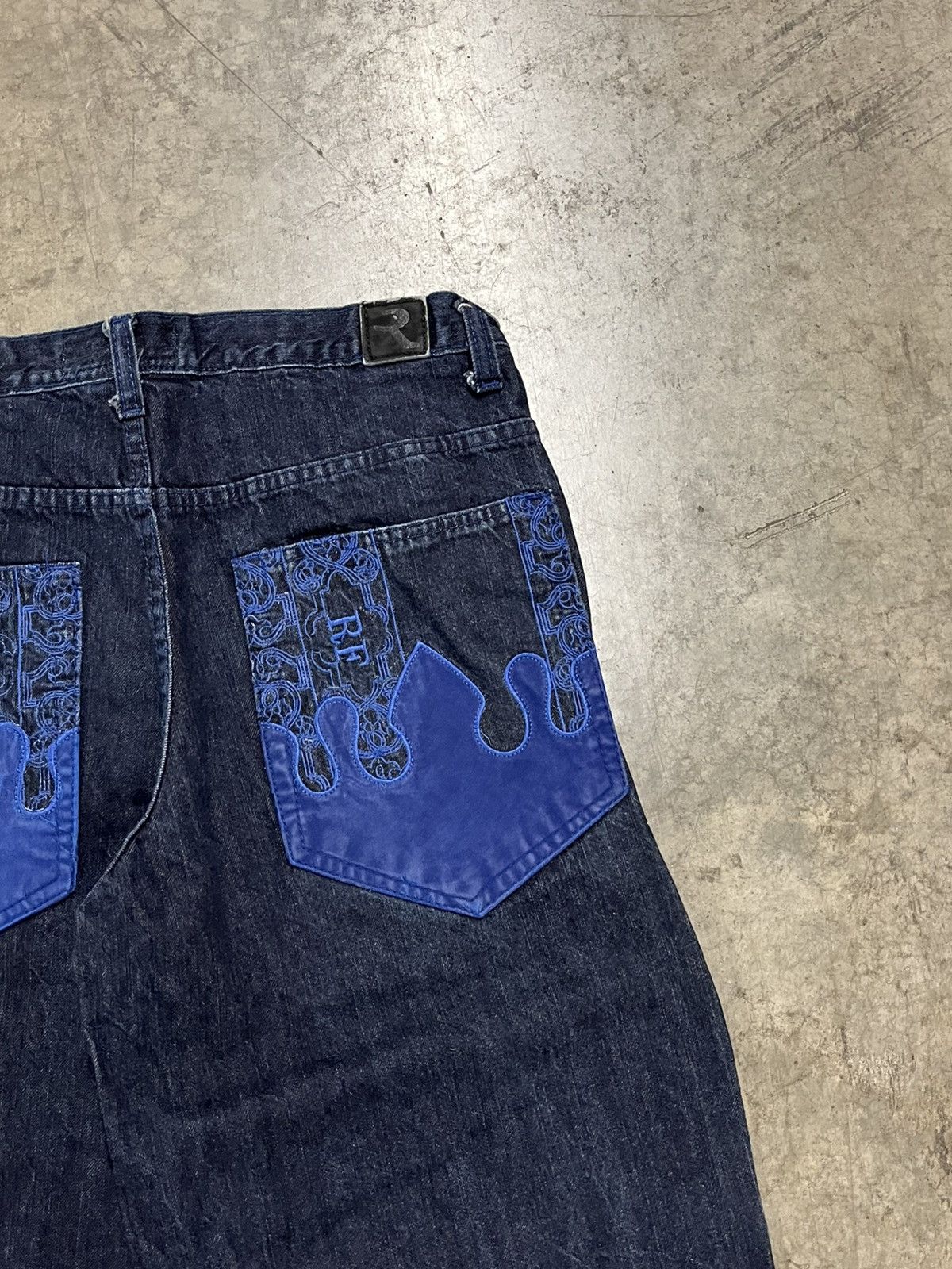Southpole × Vintage Y2K jorts baggy fit embroidered southpole Jnco skater hype Size US 34 / EU 50 - 4 Thumbnail