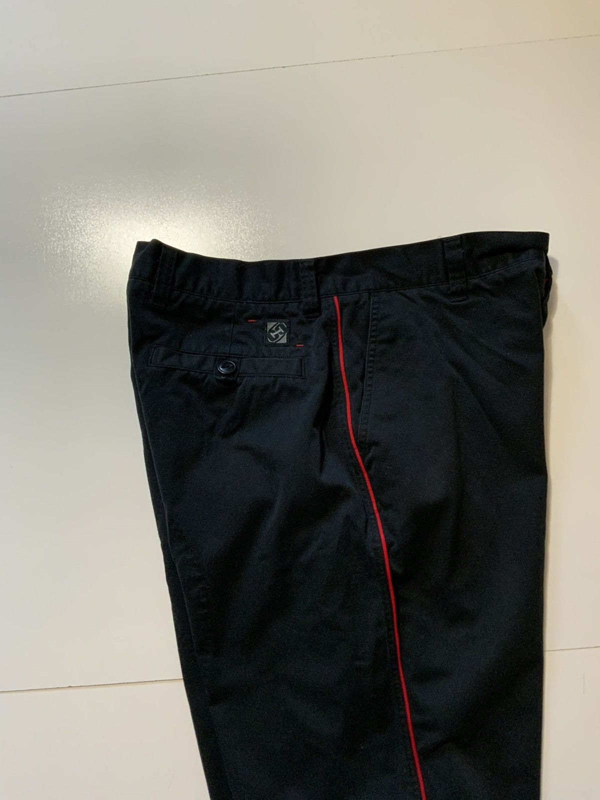Vintage Vintage Y2K Counter Culture Skateboarding Black Shorts Size US 34 / EU 50 - 6 Thumbnail