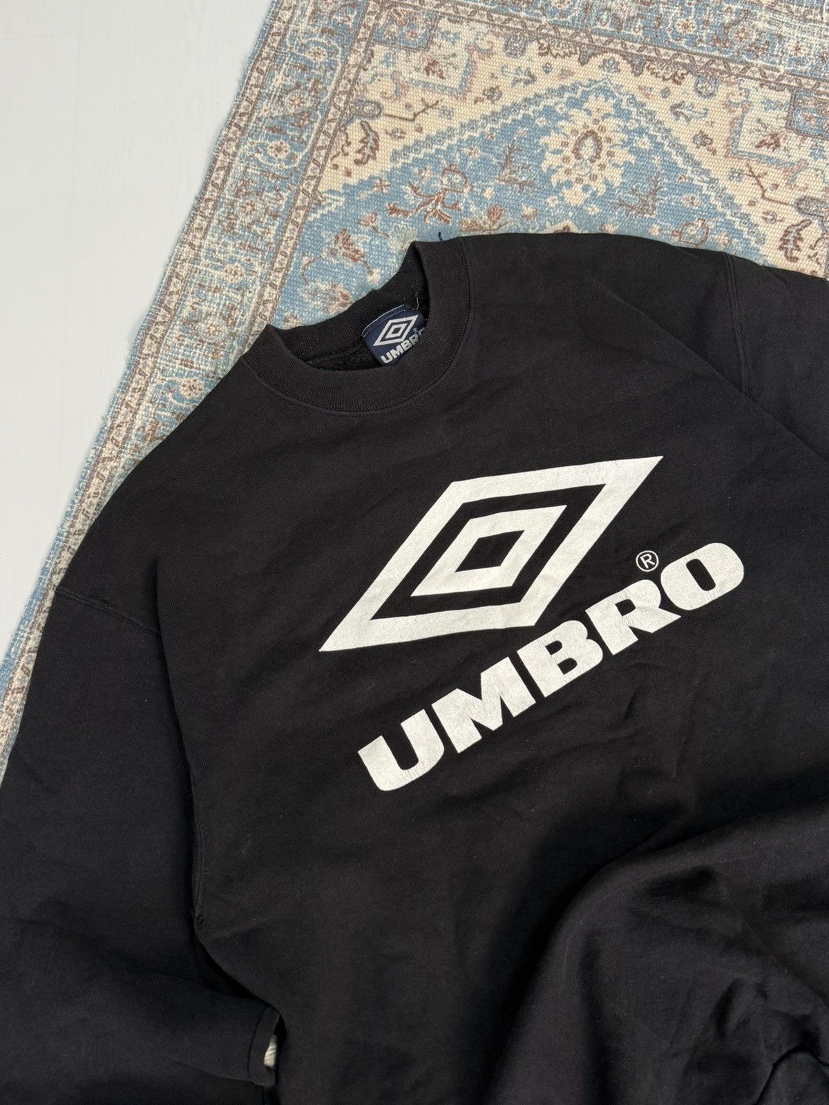 Umbro Iconic 90s Umbro Vintage Big Logo Sweatshirt Size US L / EU 52-54 / 3 - 2 Thumbnail