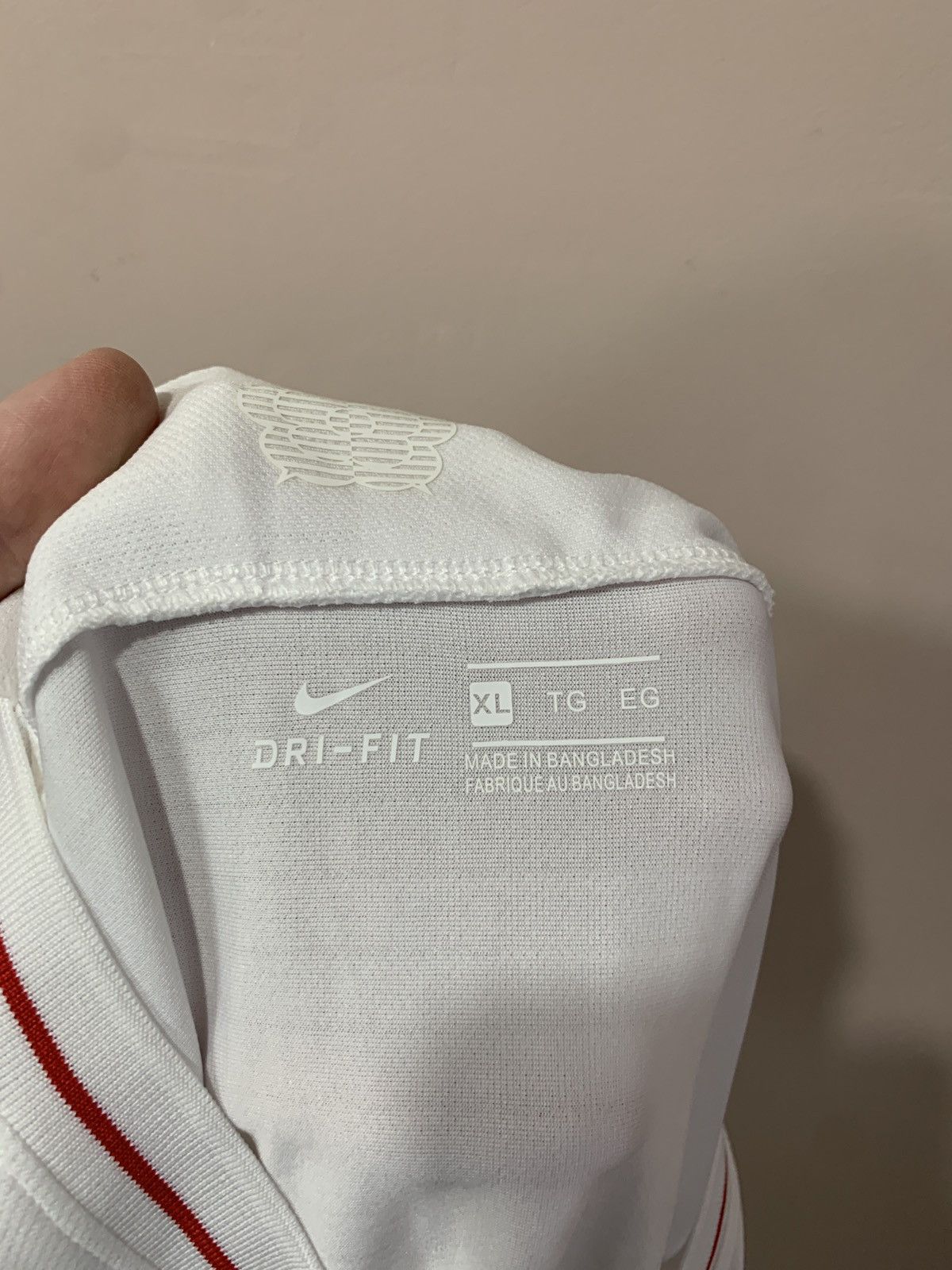 Other England 2018 Home Football Shirt Nike Soccer Jersey Size XL Size US XL / EU 56 / 4 - 6 Thumbnail