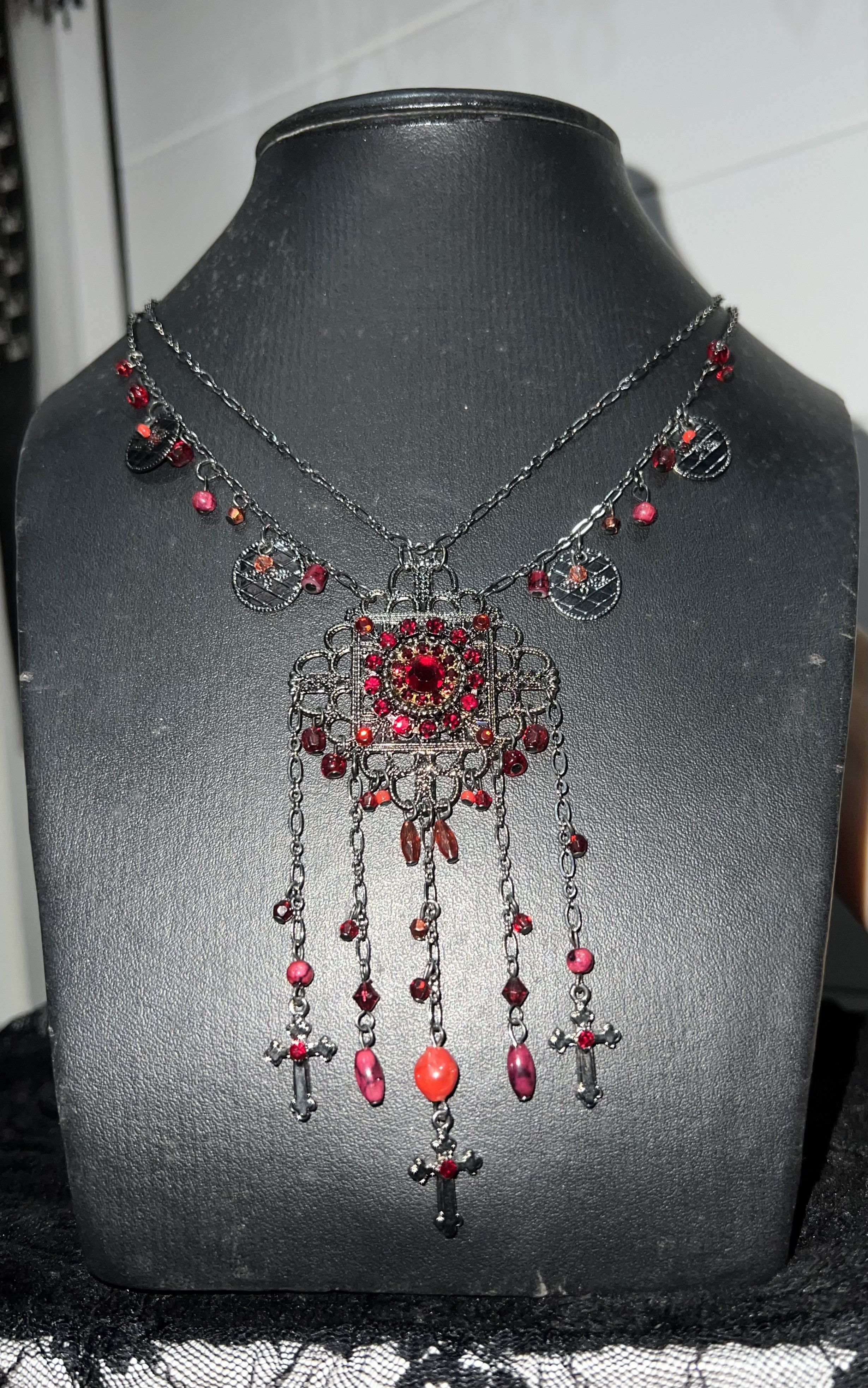 Japanese Brand Gothic Victorian Red Necklace 🥀 Size ONE SIZE - 12 Thumbnail