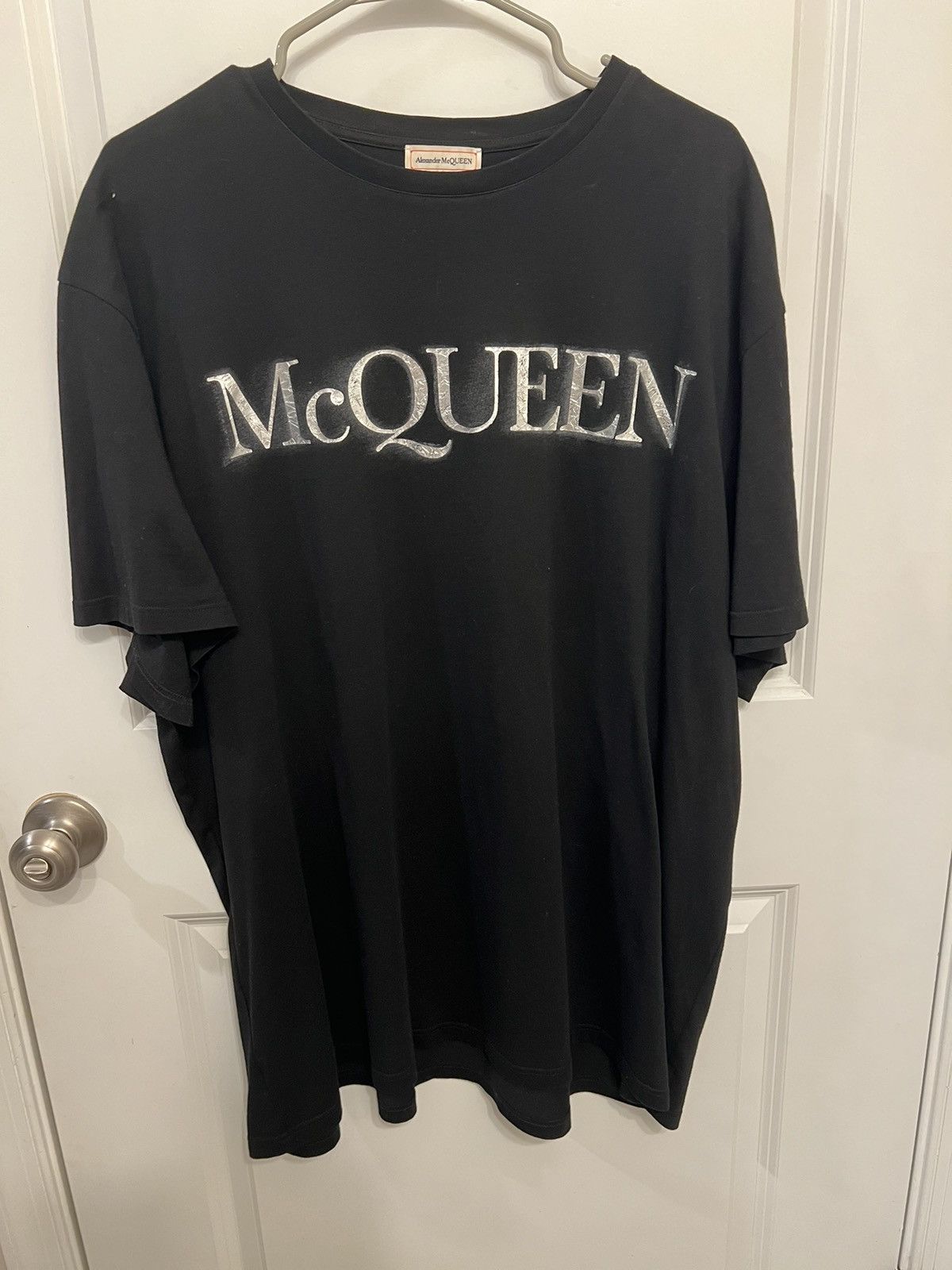Alexander McQueen Alexander Mcqueen T Shirt, Glow Aesthetic Size US XXL / EU 58 / 5 - 1 Thumbnail