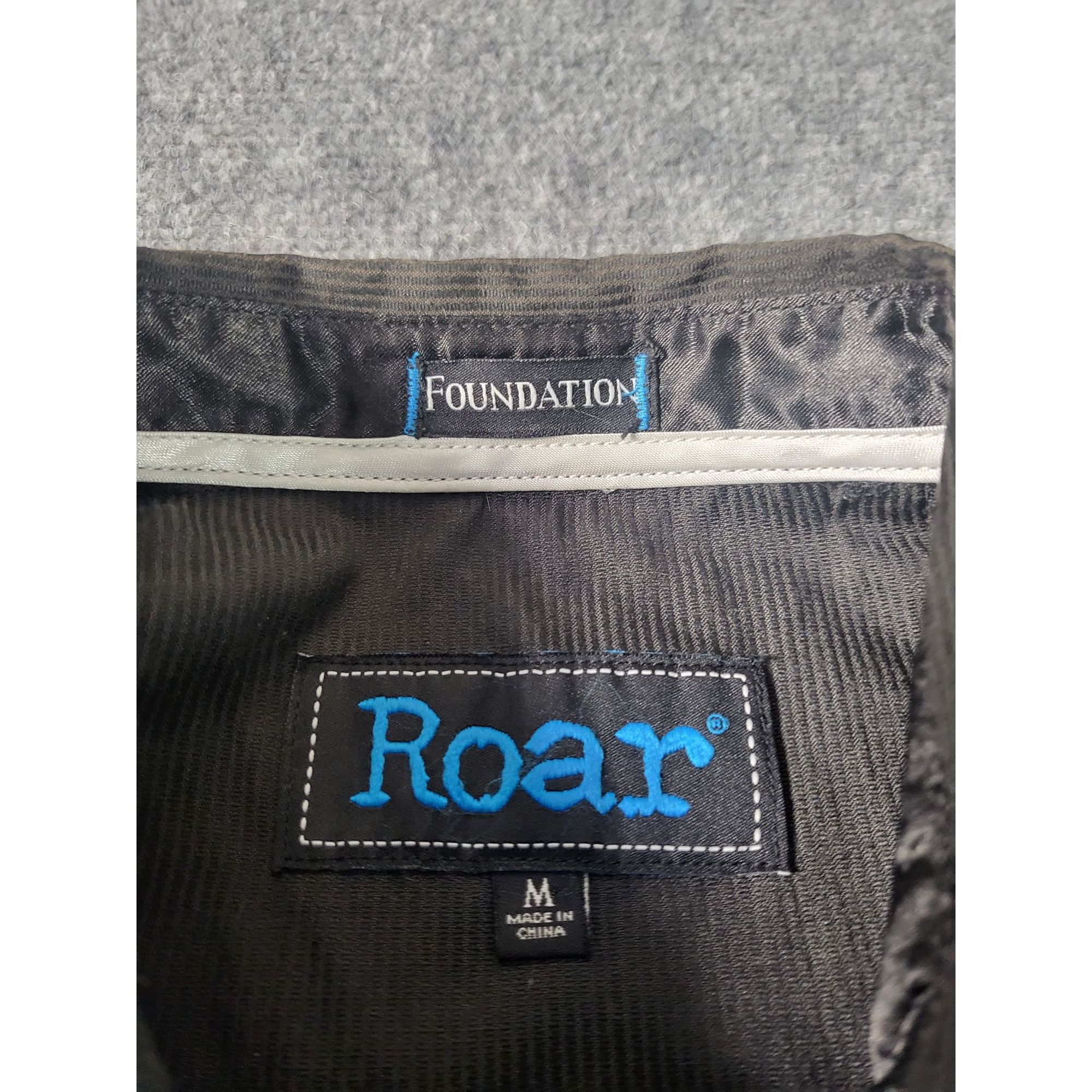 Roar Roar Signature Foundation Button Up Shirt Men Sz M Black Emb Size US M / EU 48-50 / 2 - 4 Thumbnail