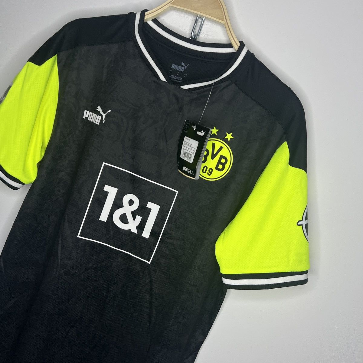 Puma Piszczek #26 Tshirt Jersey 2020 2021 Shirt Bundesliga Size US L / EU 52-54 / 3 - 5 Thumbnail