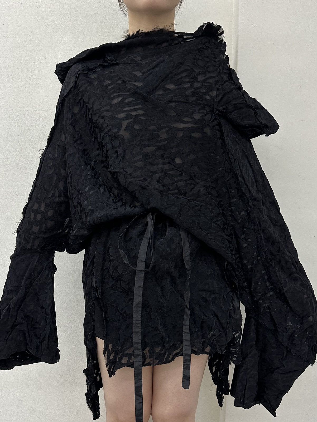 Vivienne Westwood Rare Vivienne Westwood Avant-Garde Asymmetric Cut Top Size M / US 6-8 / IT 42-44 - 2 Thumbnail
