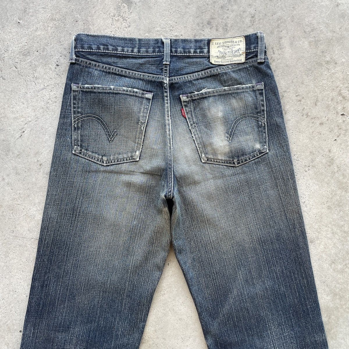 Jean × Levi's × Vintage Vintage Levi’s Faded Jeans Pants Denim W32x31.5 Size US 32 / EU 48 - 12 Thumbnail