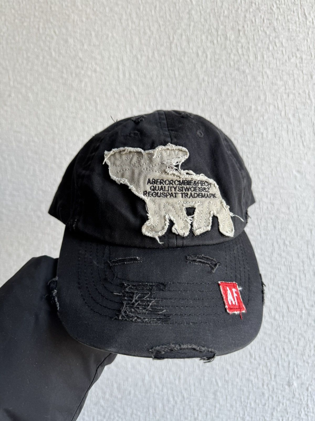 Abercrombie & Fitch × Vintage Avant-garde cap black hat abercrombie & fitch Size ONE SIZE - 1 Thumbnail
