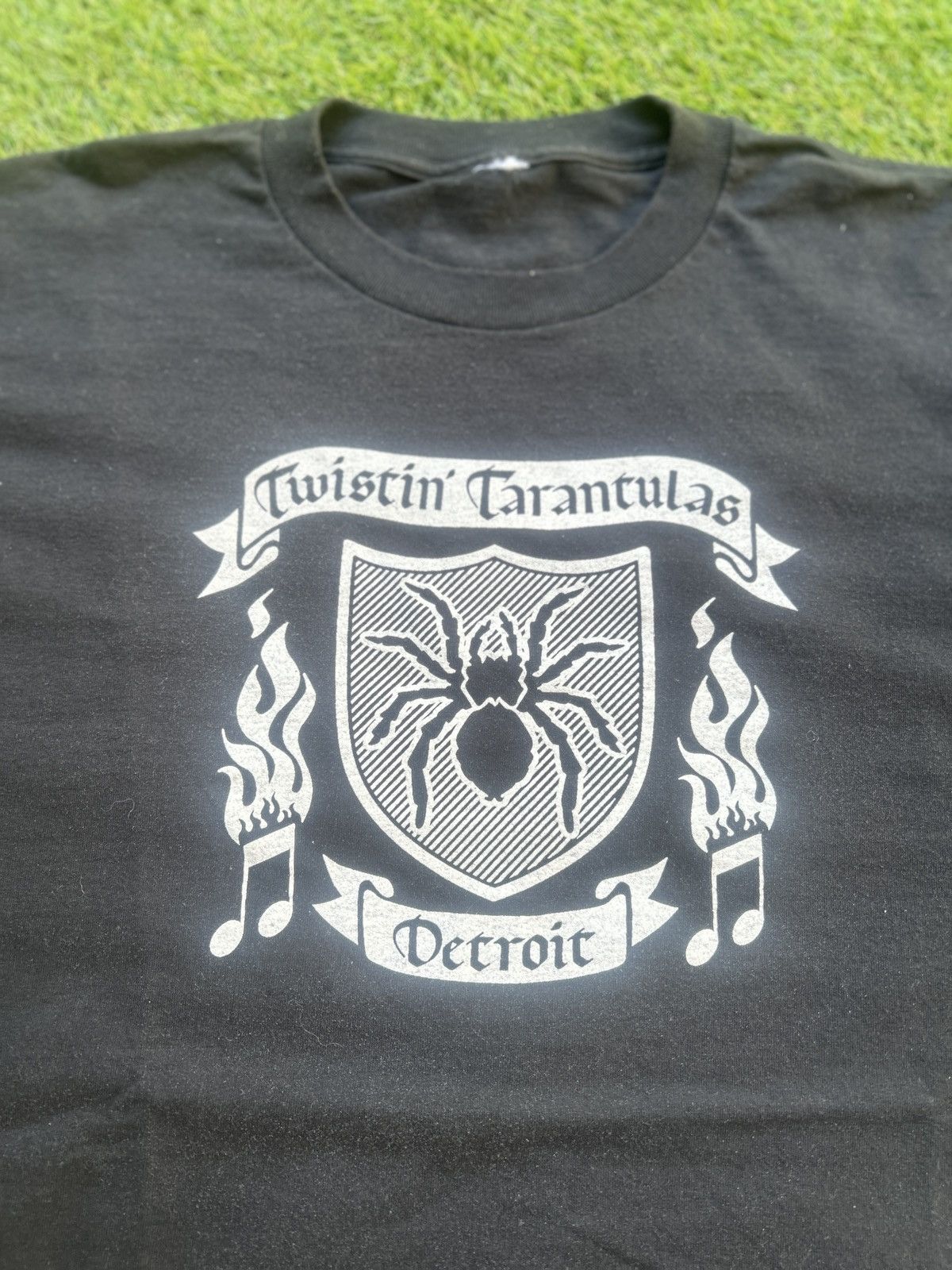 Vintage Vintage Twistin’ Tarantulas Tee Detroit Rockabilly Band Tee Size US XXL / EU 58 / 5 - 2 Thumbnail