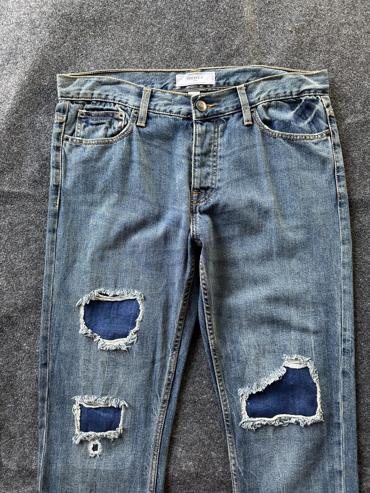 Forever 21 Forever 21 Patchwork Slim Distressed Denim D115 Size US 33 - 2 Thumbnail