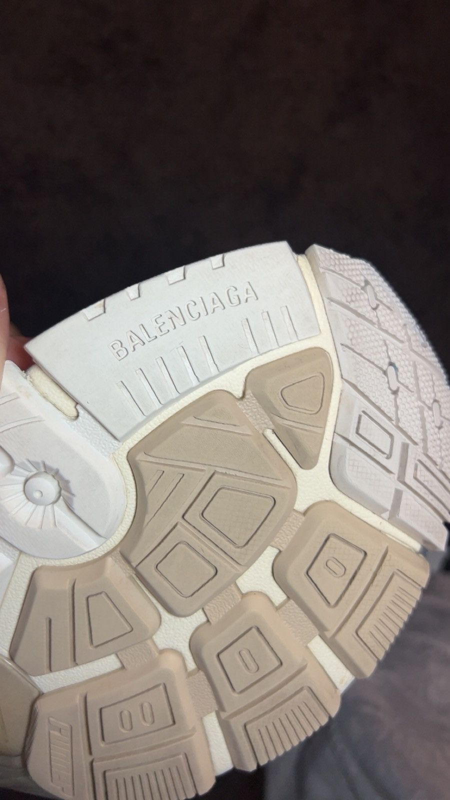 Balenciaga Balenciaga Runner Beige Size US 12 / EU 45 - 14 Thumbnail