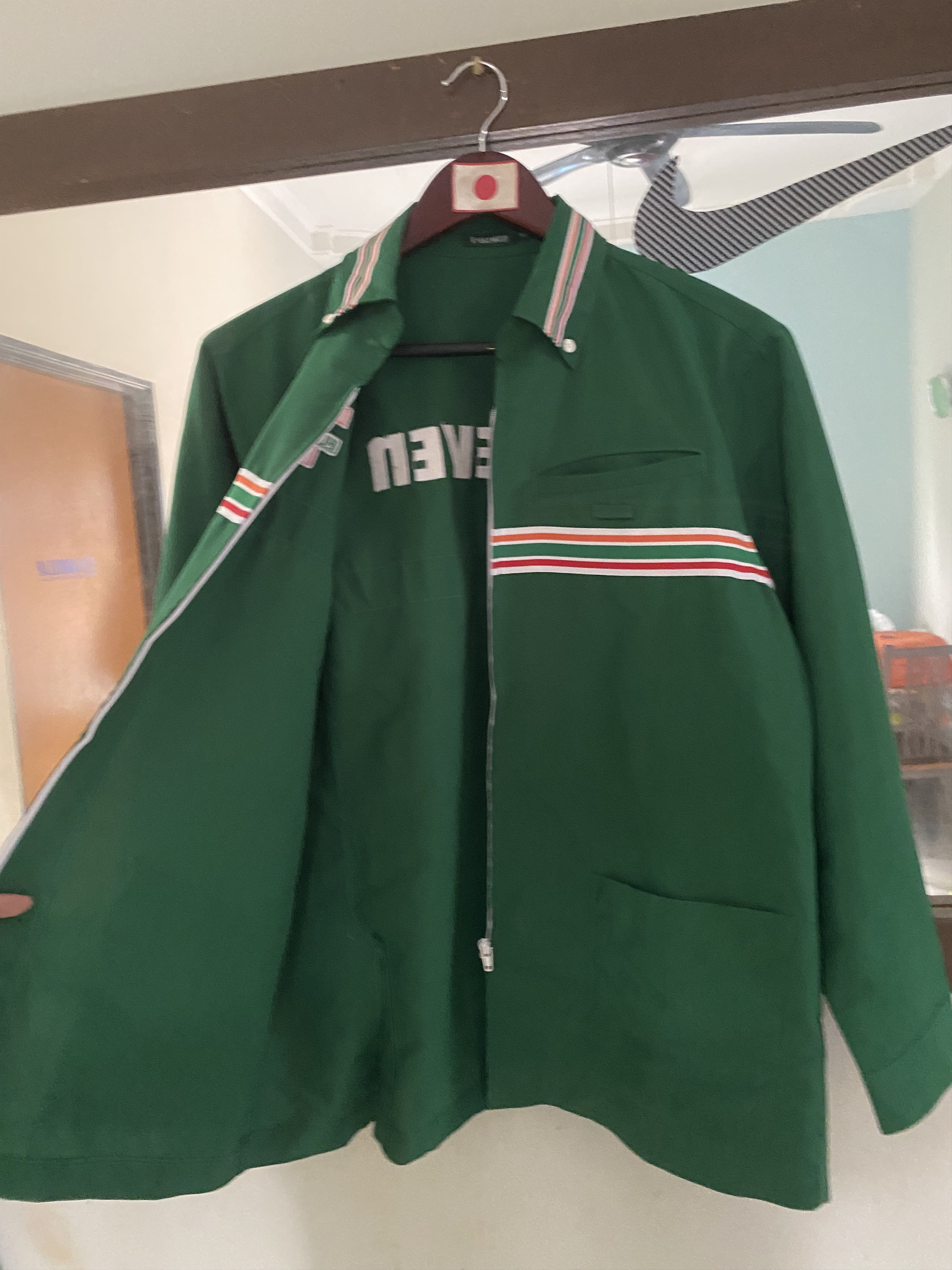 Japanese Brand × Vintage Vintage 7-Eleven Ziper Shirt M/L Size Size US M / EU 48-50 / 2 - 4 Thumbnail
