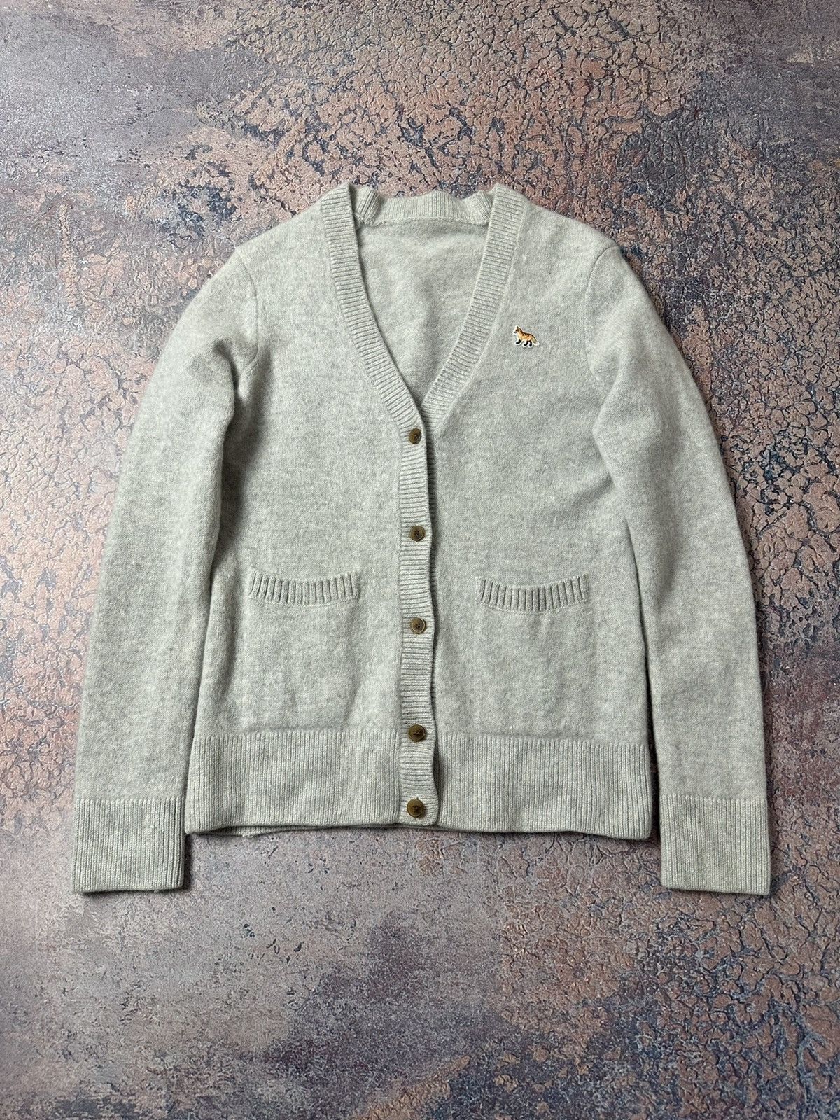 Maison Kitsune Maison Kitsune Fox head patch classic cardigan Size S / US 4 / IT 40 - 1 Thumbnail