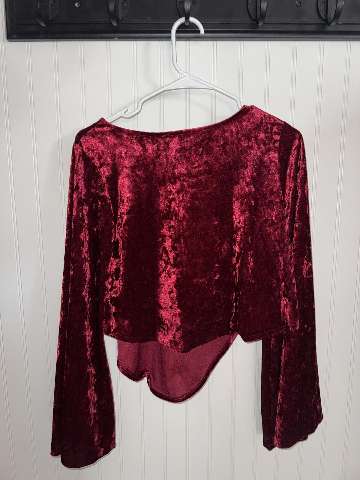 Other Black Bead Women's Red Velvet Long Sleeve Top Size S / US 4 / IT 40 - 2 Thumbnail