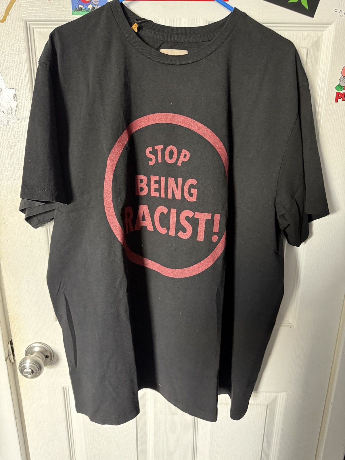 Gallery Dept. Stop Being Racist! Gallery Dept Tee Size US XL / EU 56 / 4 - 1 Thumbnail