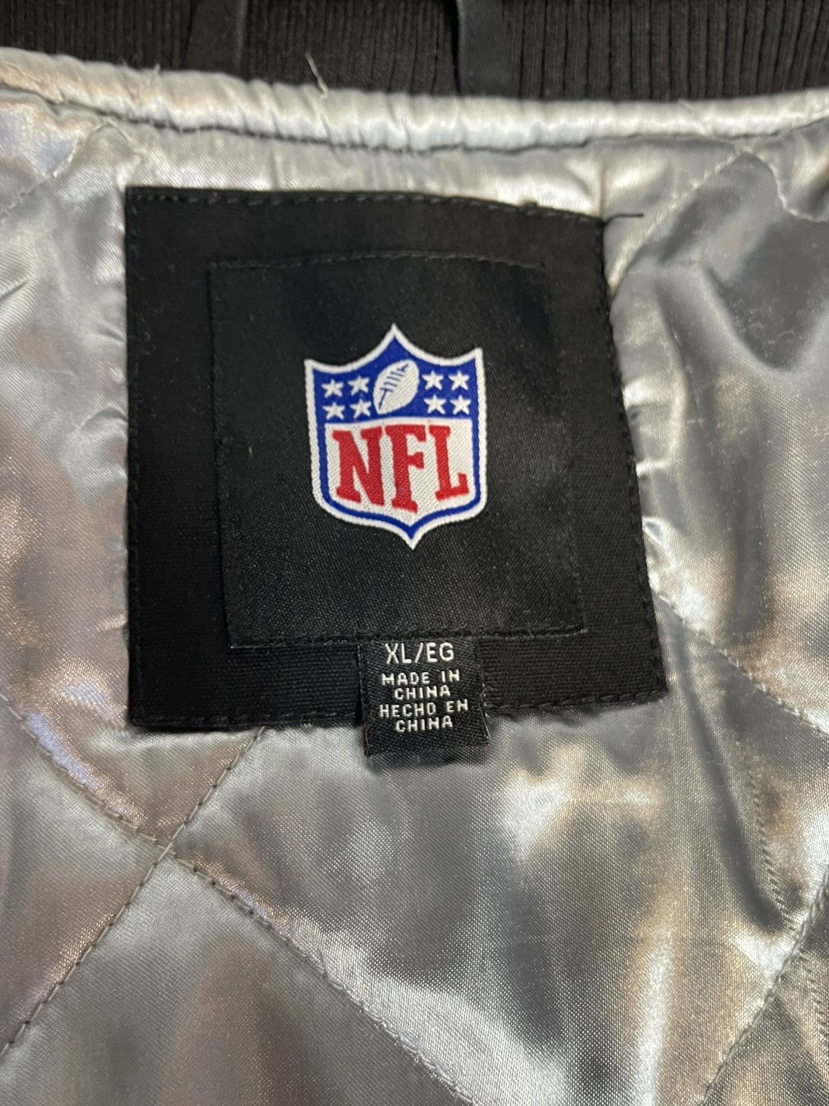 Las Vegas Raiders 3-Time Super Bowl Embroidered GIII Jacket