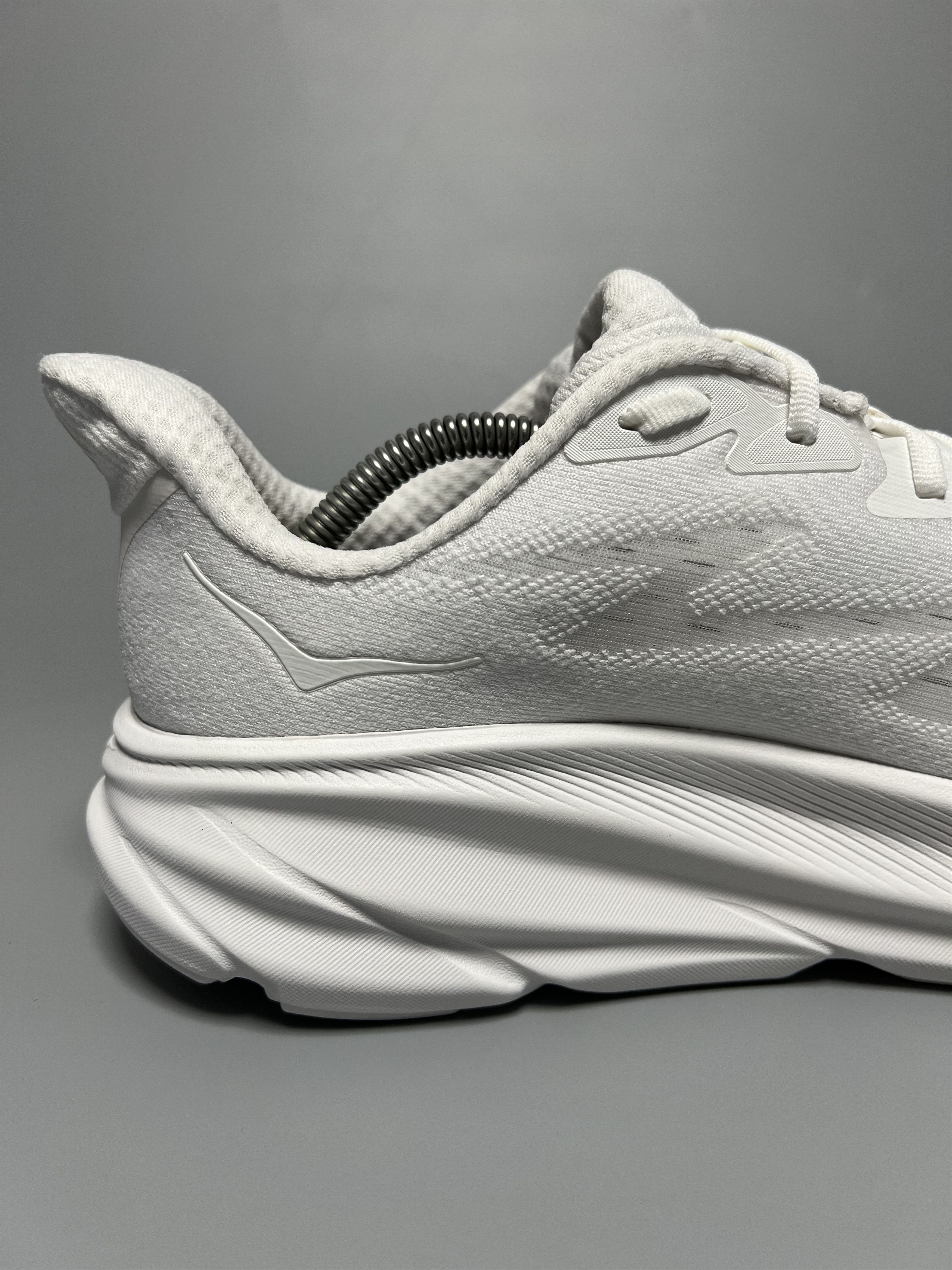 Hoka 10B Hoka One One Clifton 9 Running Shoes Walking Gym Size US 10 / IT 40 - 6 Thumbnail