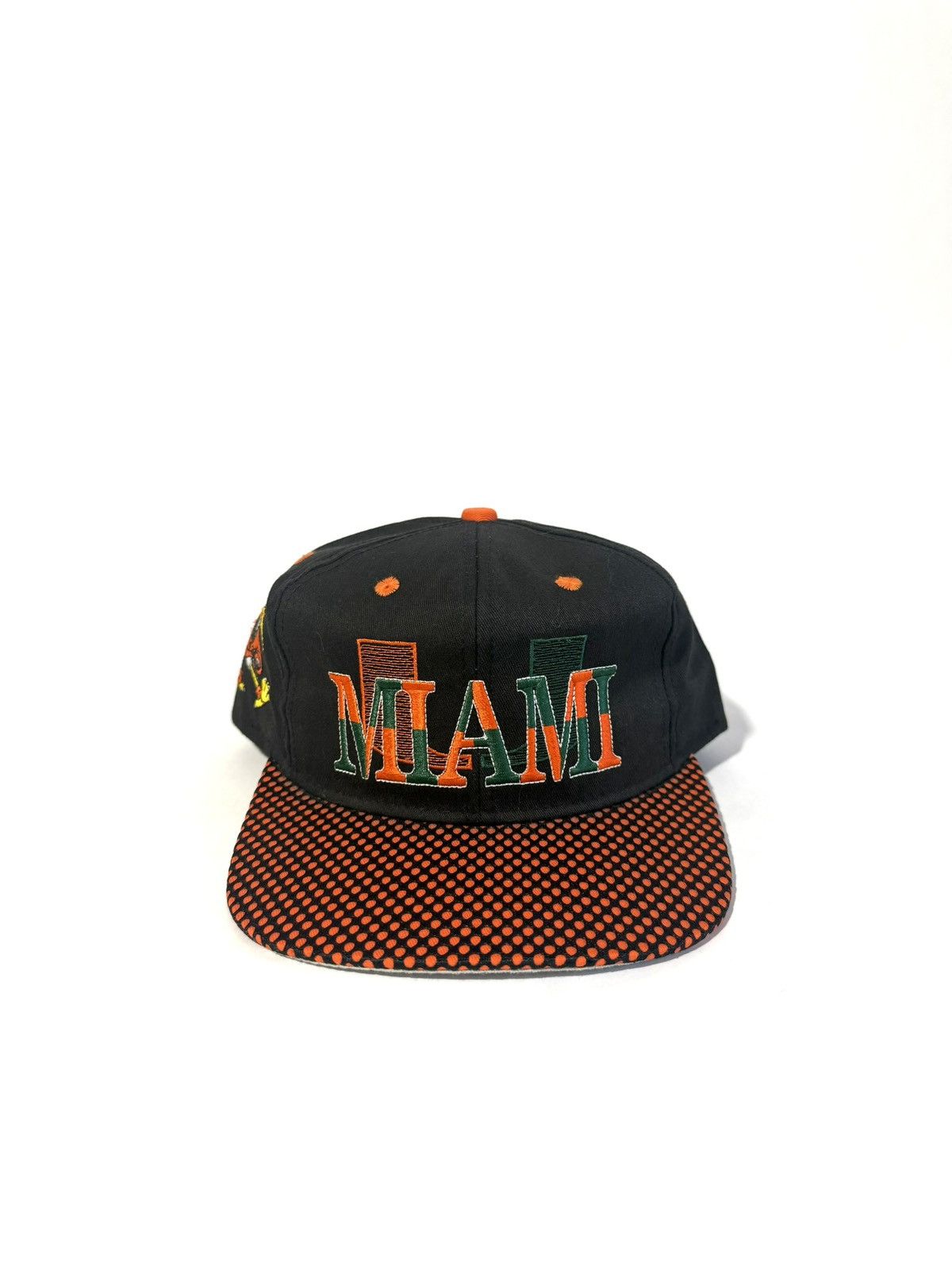 #1 apparel Vintage Miami Hurricanes NCAA 90’s SnapBack