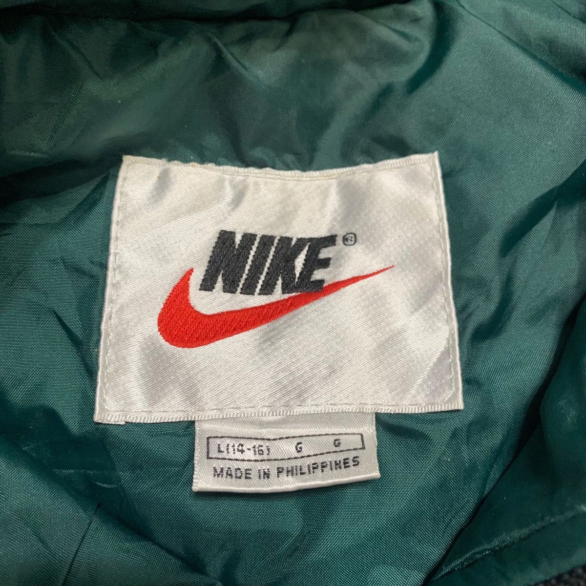 Nike Vintage Nike Big Logo Vest Size US M / EU 48-50 / 2 - 10 Thumbnail