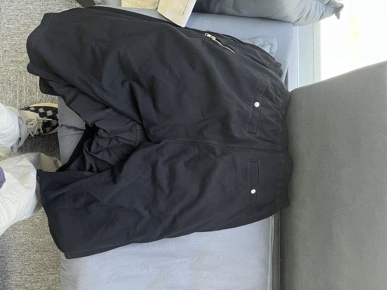 Rick Owens Rick Owens size US 48 Black shorts 2504-Nextarrow Size US 32 / EU 48 - 2 Thumbnail