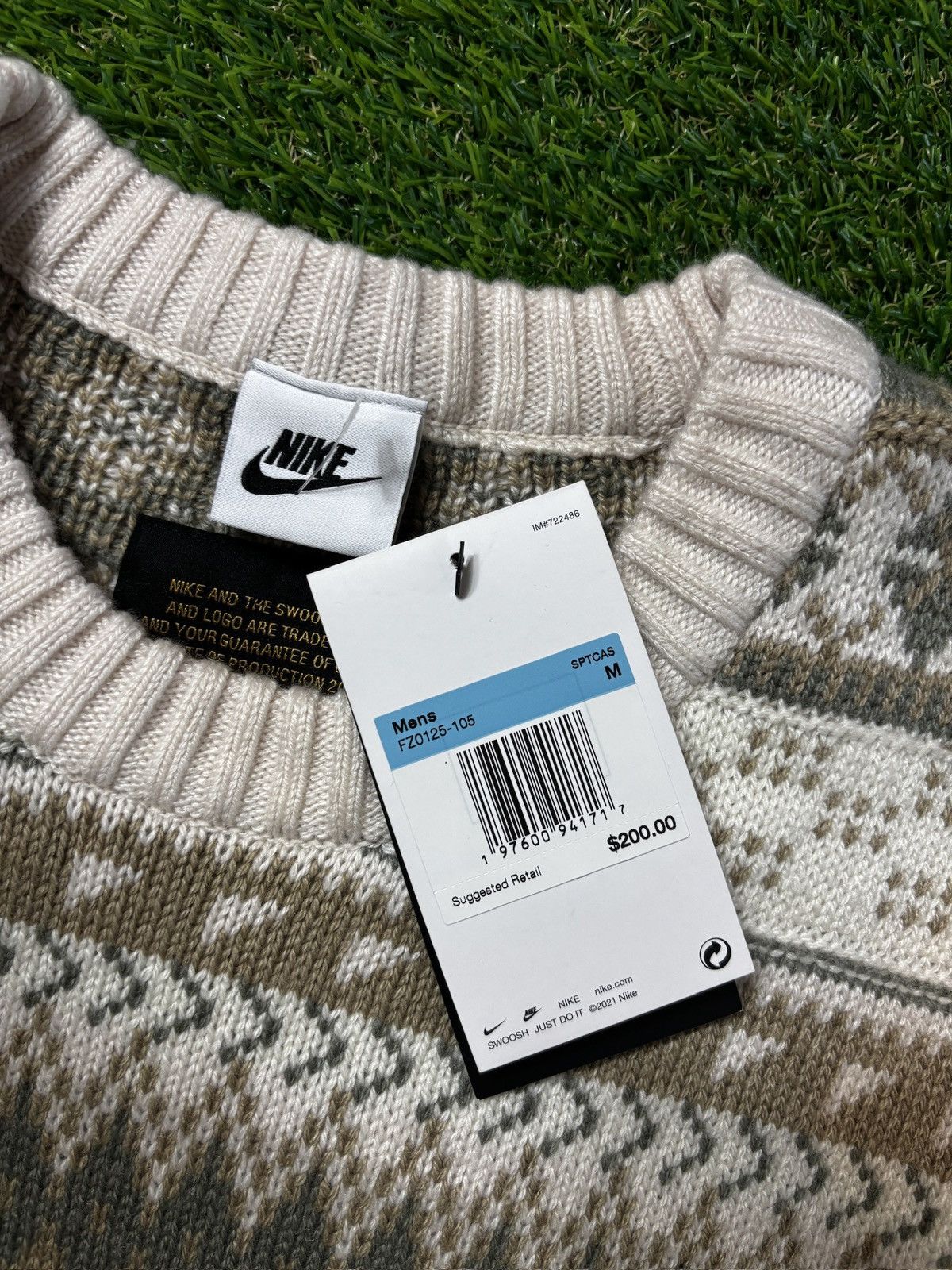 Nike Sz M Nike Life Men’s Fair Isle Swoosh Wool Sweater Size US M / EU 48-50 / 2 - 3 Thumbnail