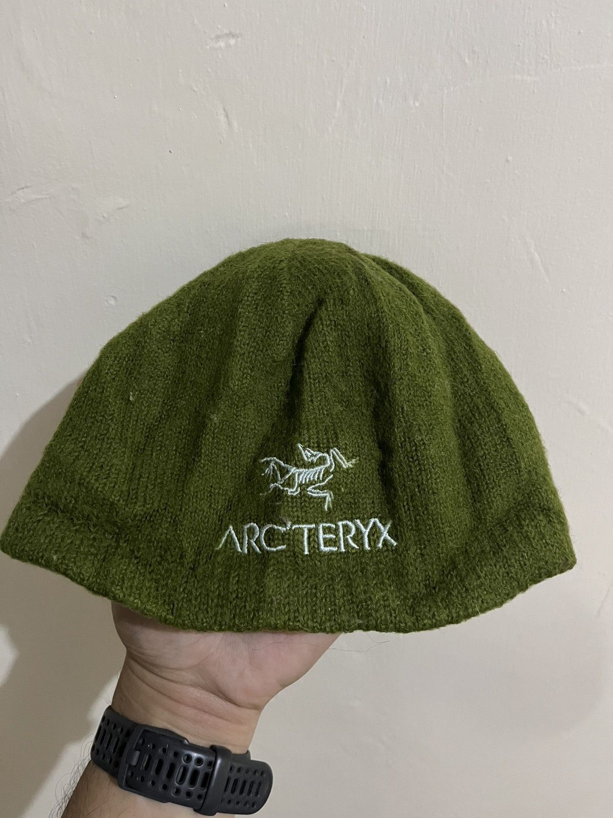 Arc'teryx Vintage Arcteryx Short Beannie Size ONE SIZE - 1 Thumbnail