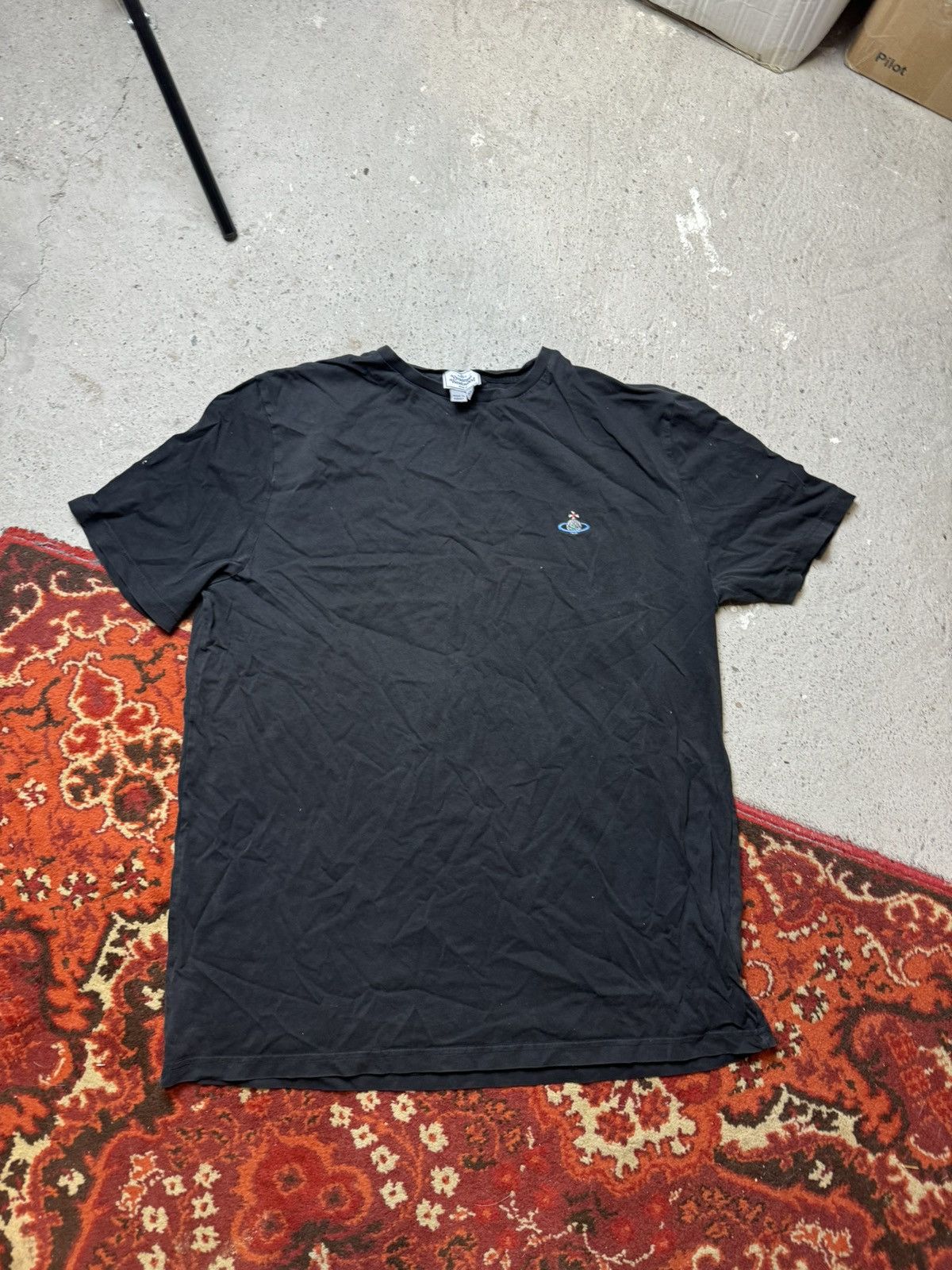 Vintage × Vivienne Westwood Vintage Vivienne Westwood Embroidered Logo Fade T Shirt Size US L / EU 52-54 / 3 - 2 Thumbnail
