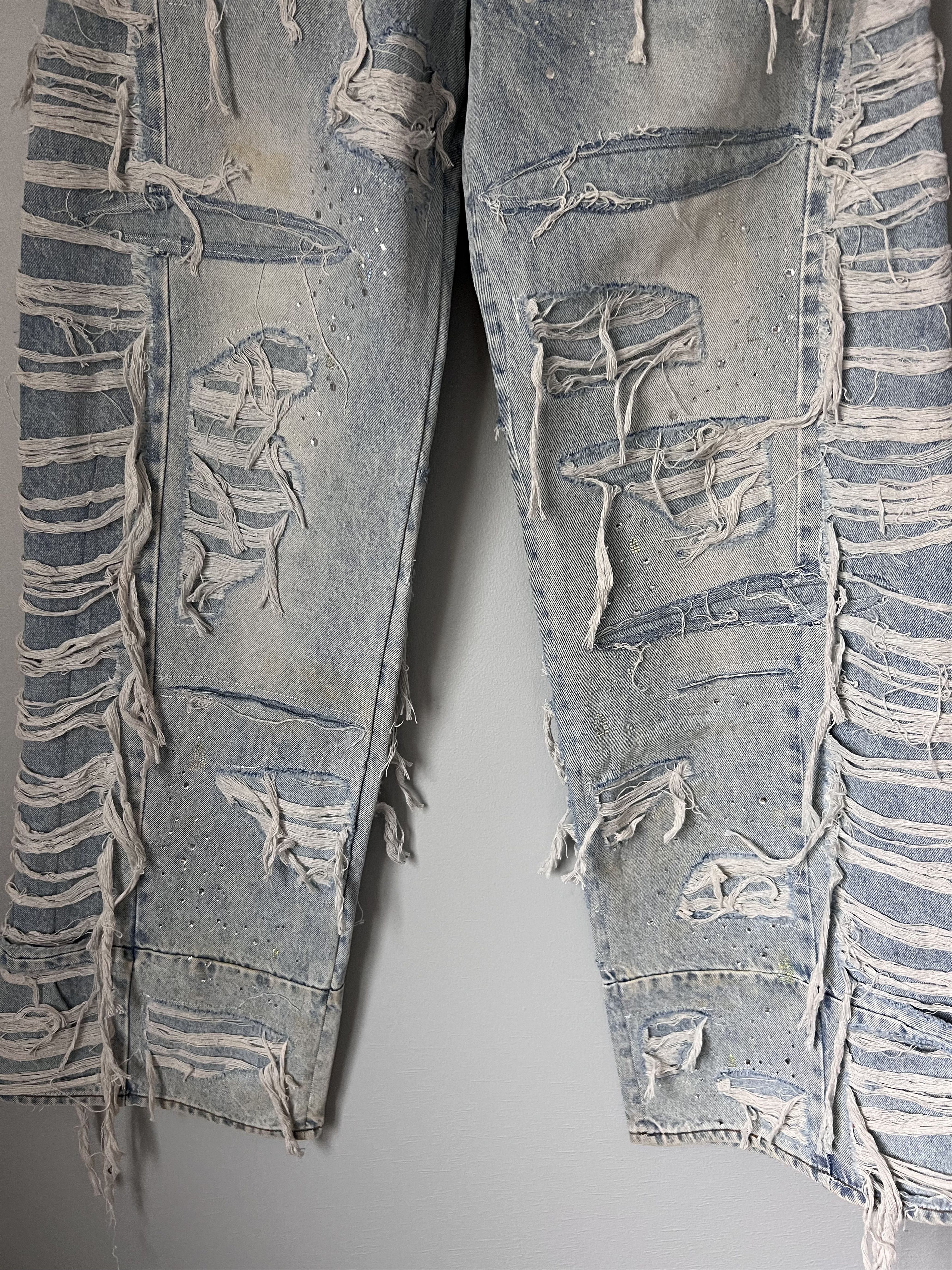 Who Decides War Who Decides War Ultra Flare Distressed Denim in Sky Size US 36 / EU 52 - 3 Thumbnail