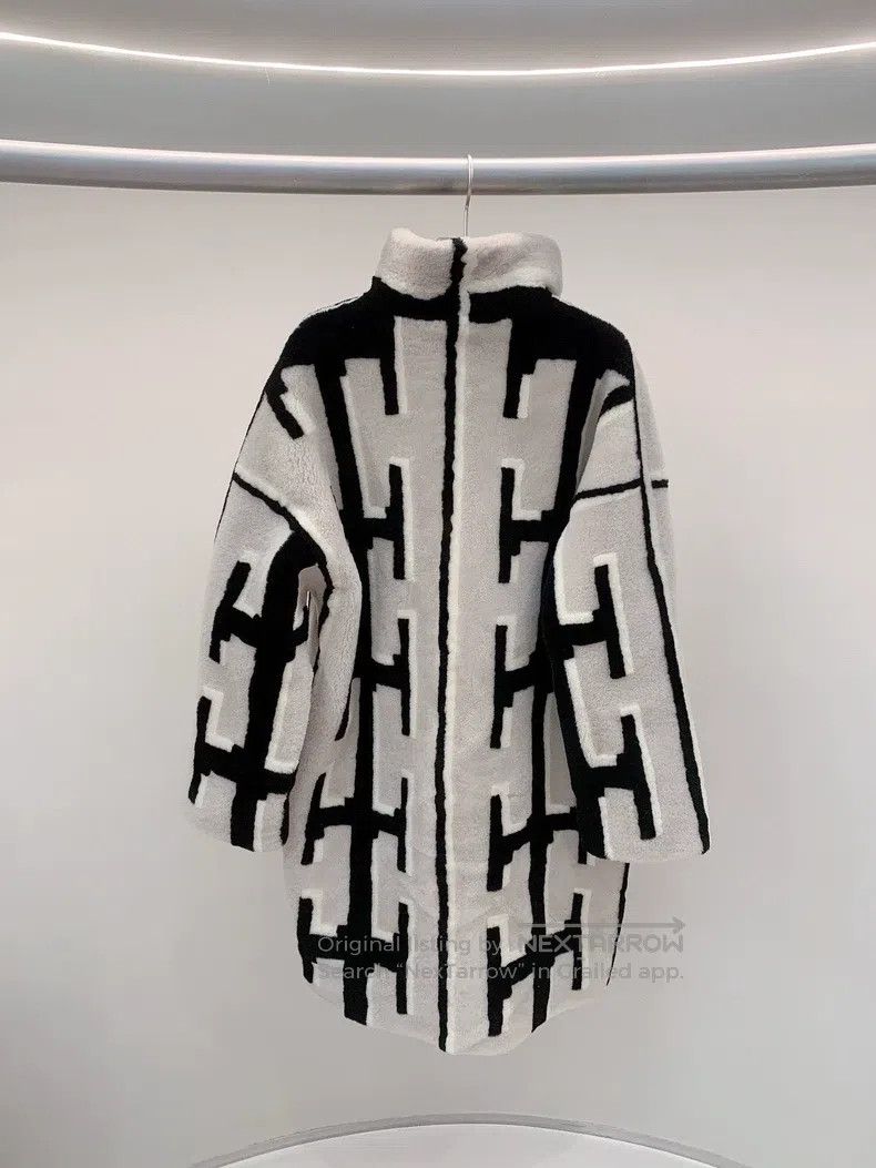 Hermes Hermes Fur coat Size XS / US 0-2 / IT 36-38 - 2 Thumbnail