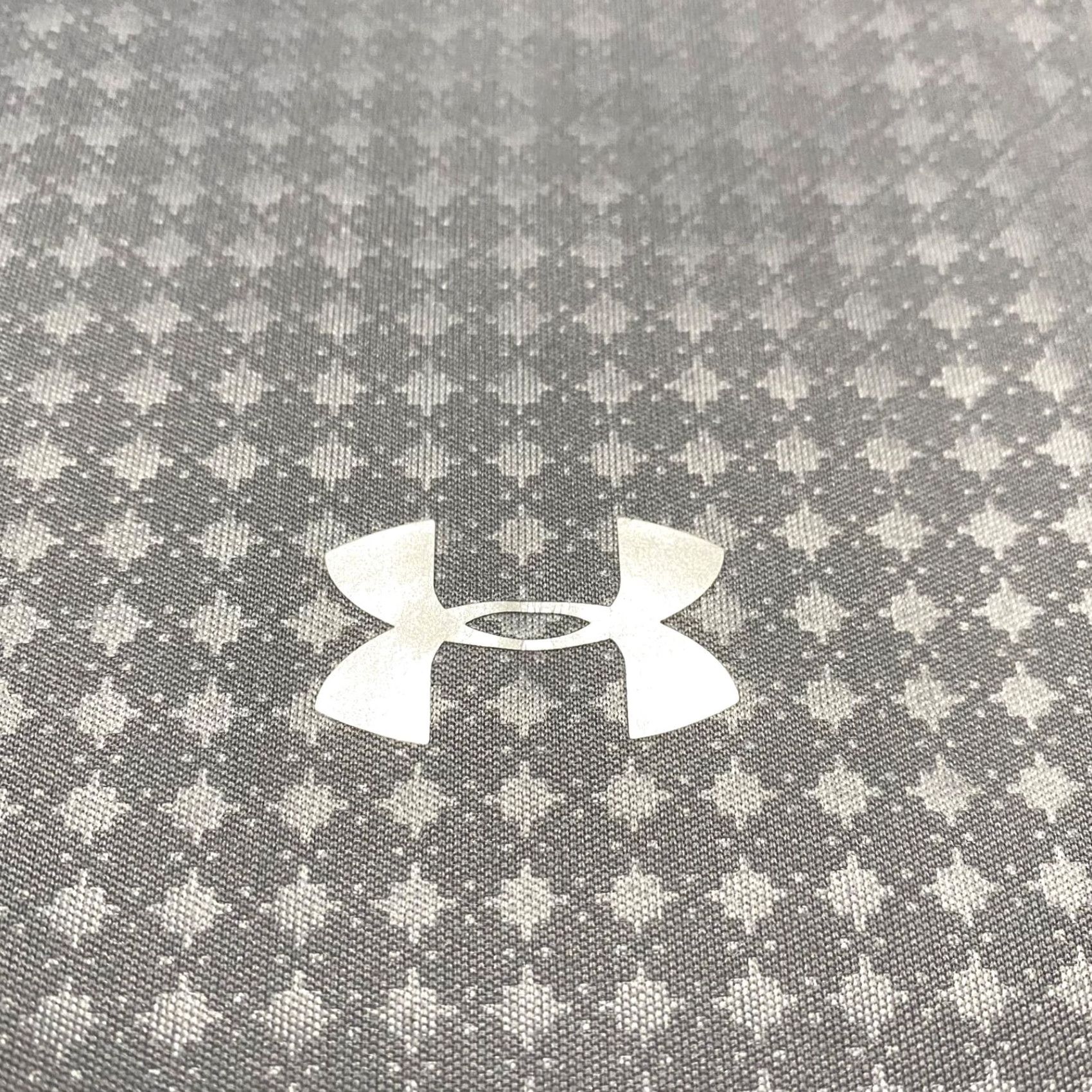 Under Armour Under Armour Polo Shirt Geometric Gray Mens L Sports HeatGear Golf Shirt Size US L / EU 52-54 / 3 - 7 Thumbnail