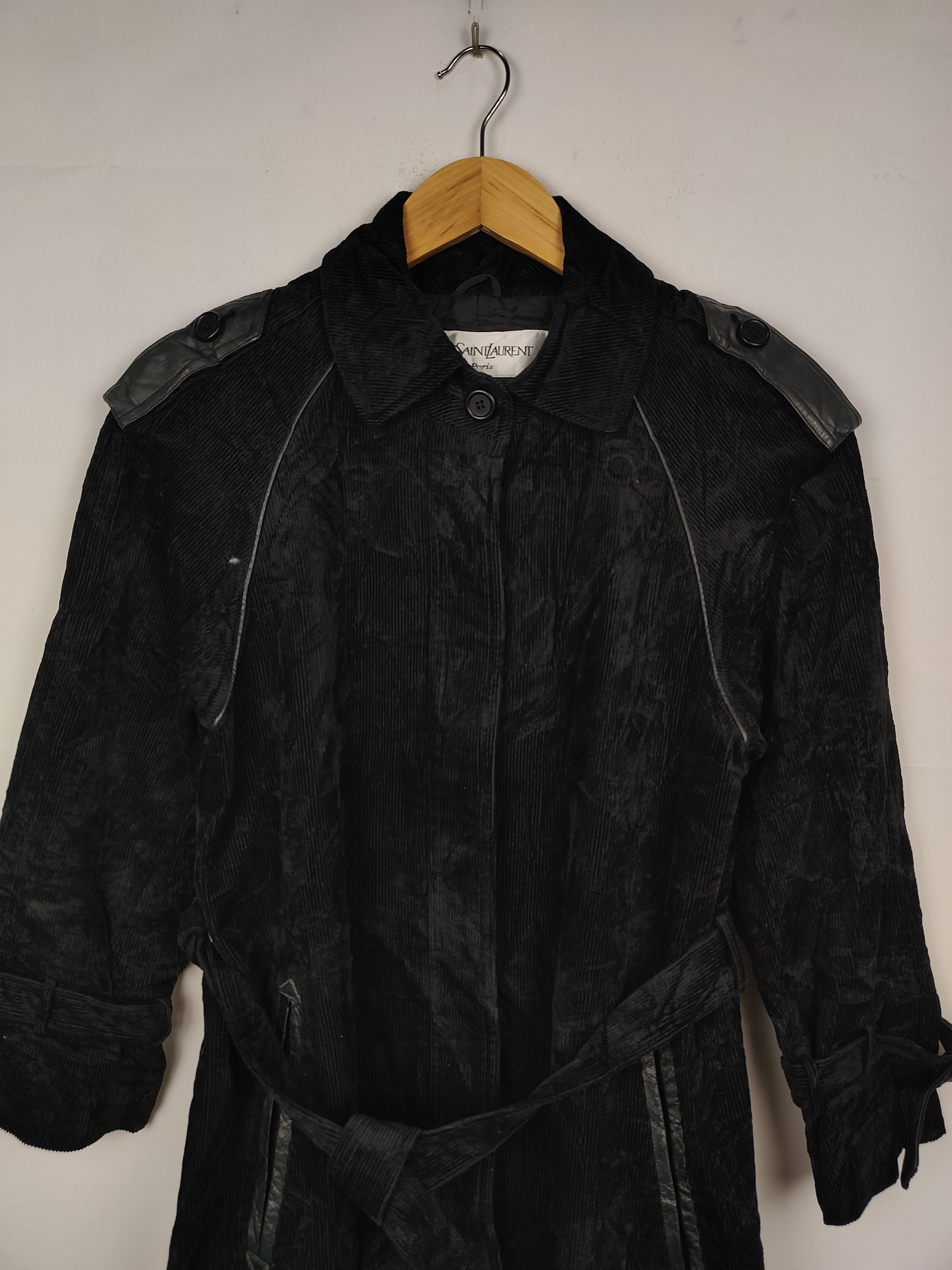 Yves Saint Laurent Yves Saint Laurent Corduroy Trench Coat Size US S / EU 44-46 / 1 - 2 Thumbnail