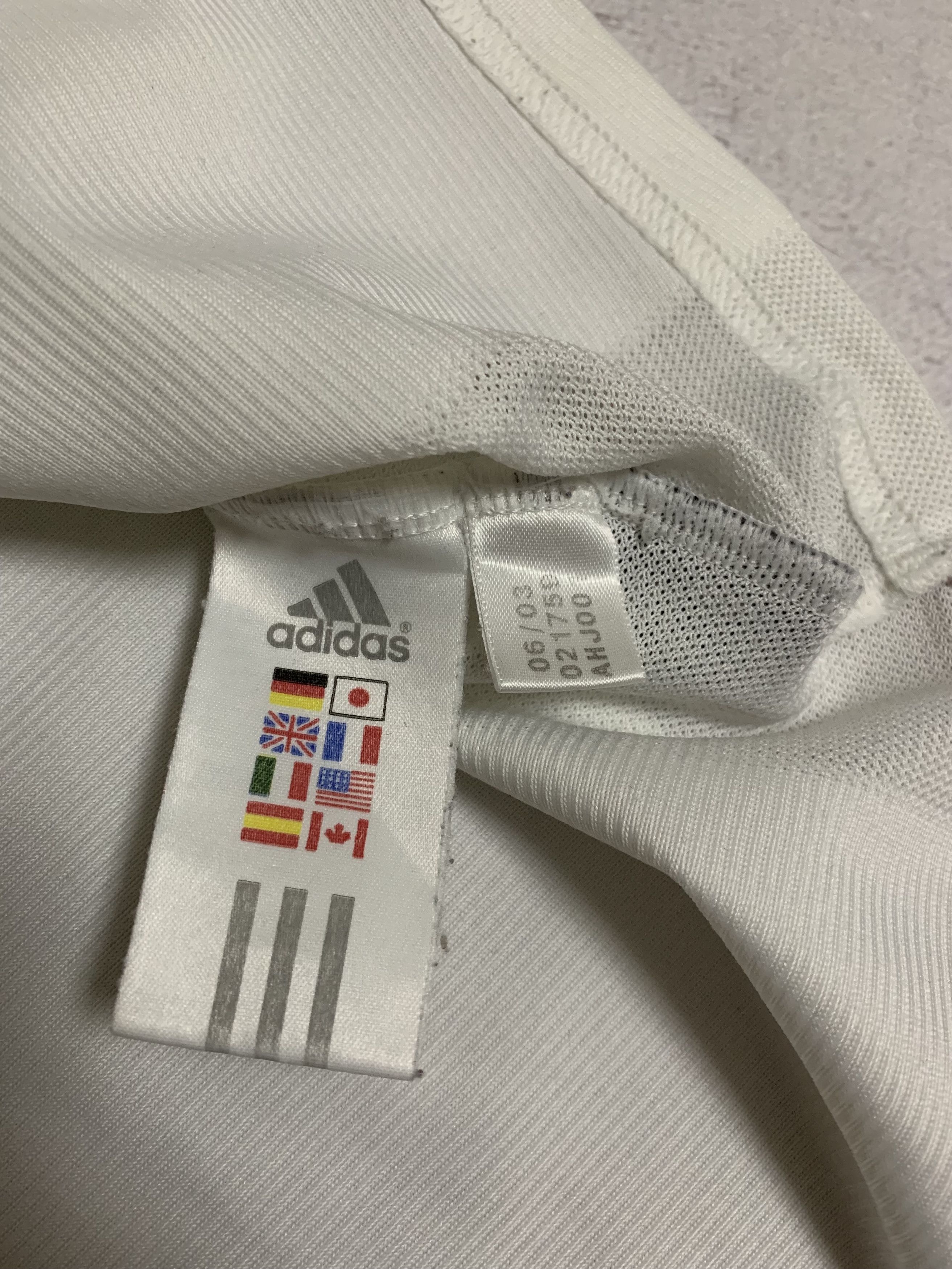 Adidas × Vintage Vintage Adidas Milan Jersey T Shirt 2003 Meriva Blockcore Size US S / EU 44-46 / 1 - 14 Thumbnail