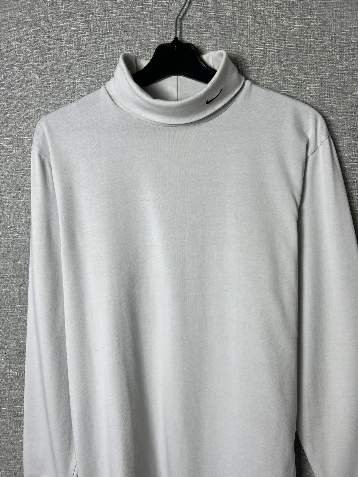 Nike Nike White Turtleneck Long Sleeve Swoosh Logo On Collar Size US M / EU 48-50 / 2 - 4 Thumbnail