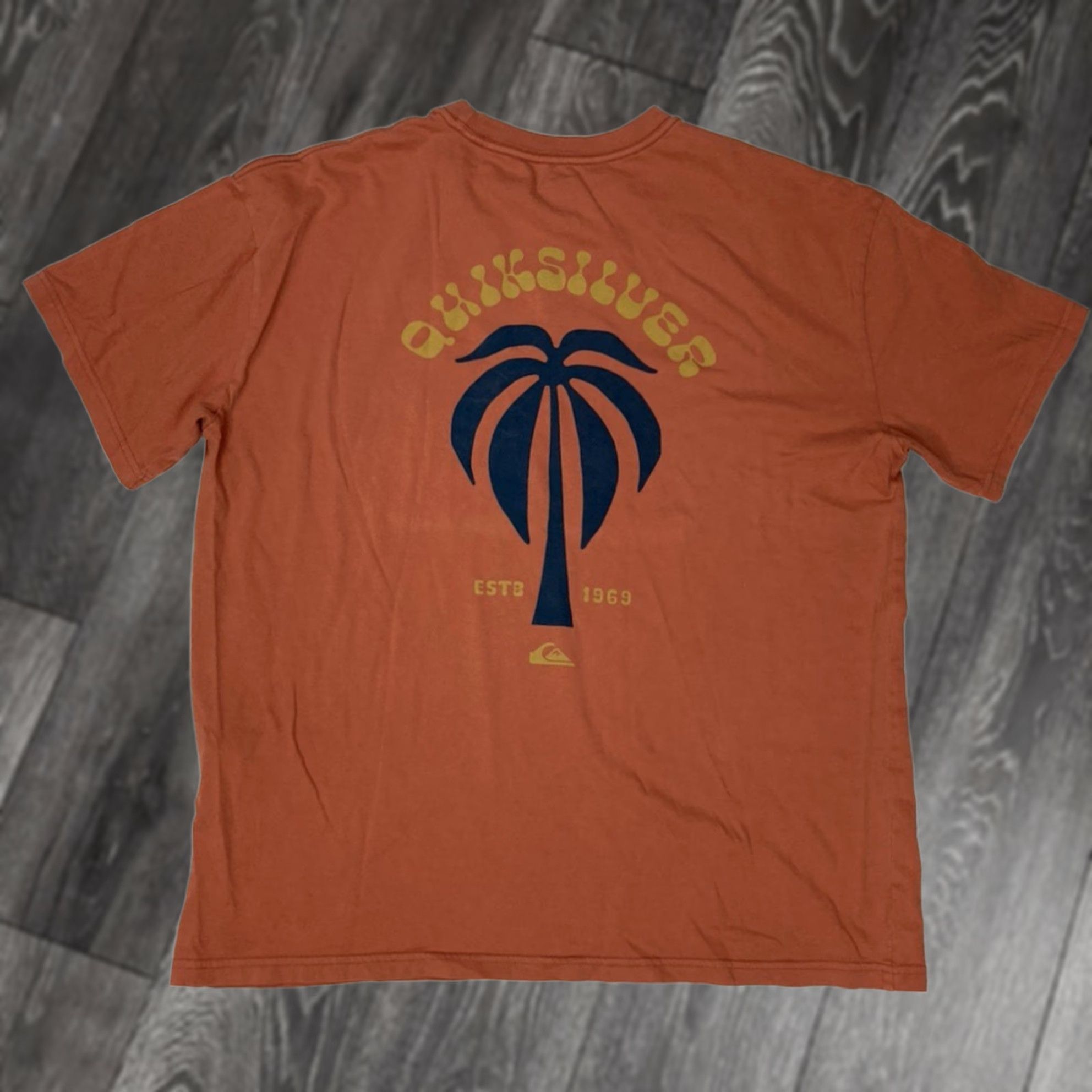 Quiksilver VINTAGE Quiksilver The Mountain & The Wave Graphic T-shirt Men Large Oversized Orange Size US L / EU 52-54 / 3 - 1 Thumbnail