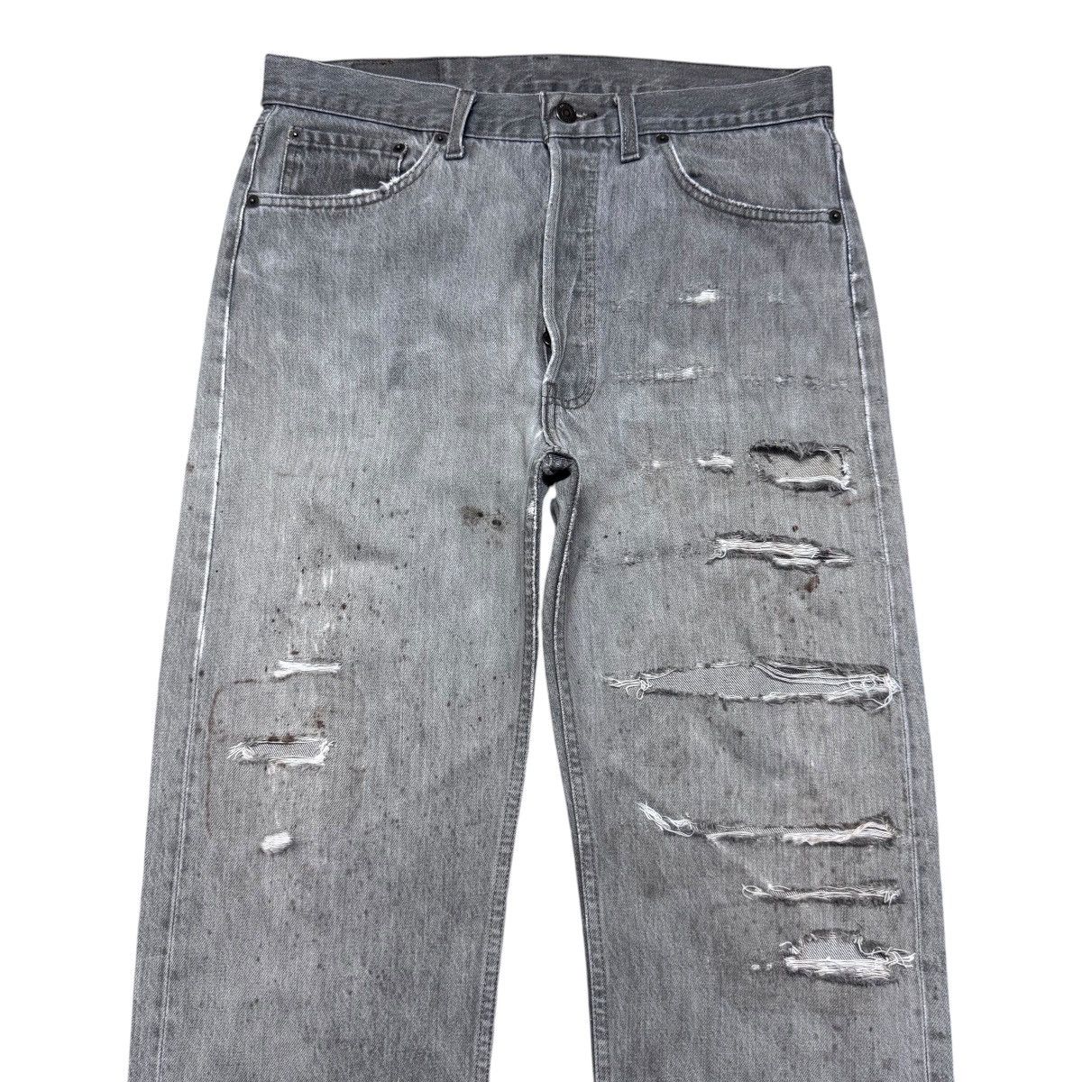 Levi's Vintage Levis 501 Rusty Thashed Jeans Faded Black Size US 33 - 3 Thumbnail