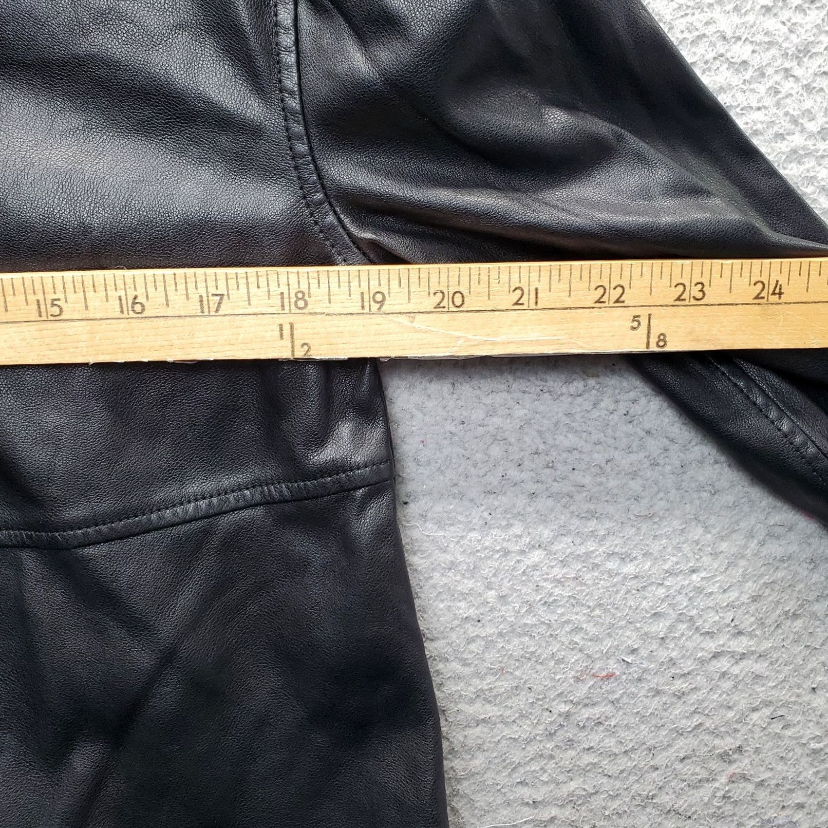 7 For All Mankind 7 For All Mankind Faux Leather Shirt Jacket Womens M Black Collared Button Front Shirt Size M / US 6-8 / IT 42-44 - 4 Thumbnail