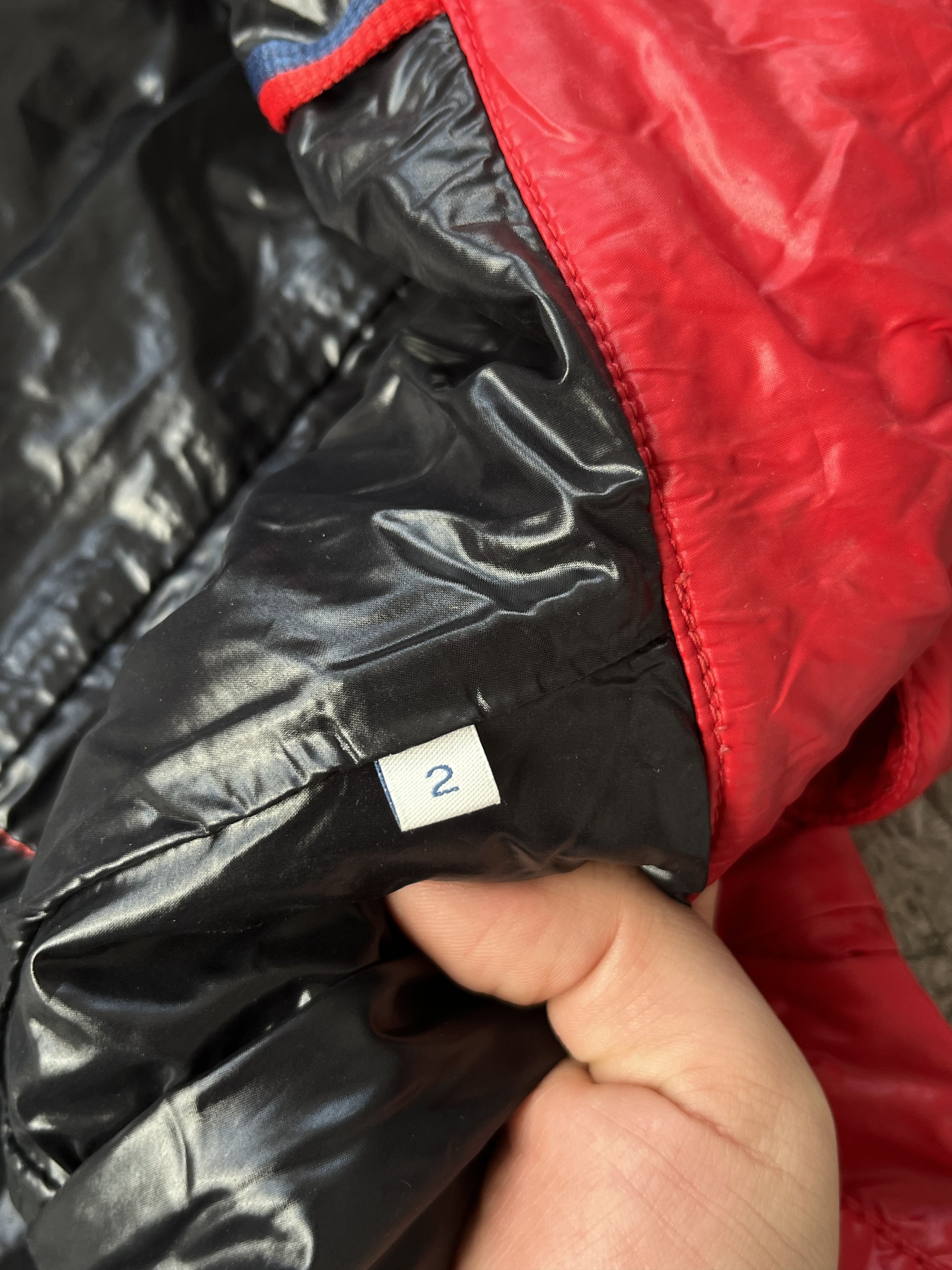 Moncler MONCLER SHINY Vintage Women Light Jacket Big Logo Very Rare Size M / US 6-8 / IT 42-44 - 16 Thumbnail