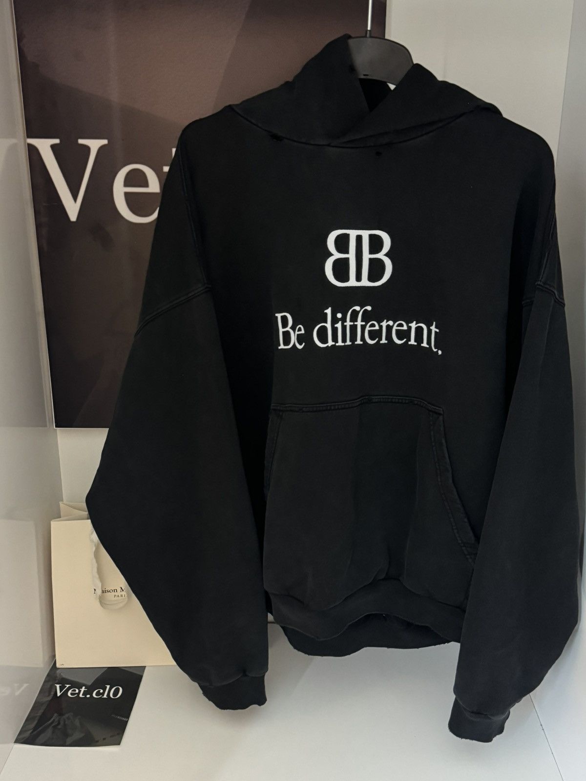 Balenciaga ⛔️Balenciaga Be Different distressed oversize hoodie Size US M / EU 48-50 / 2 - 1 Thumbnail