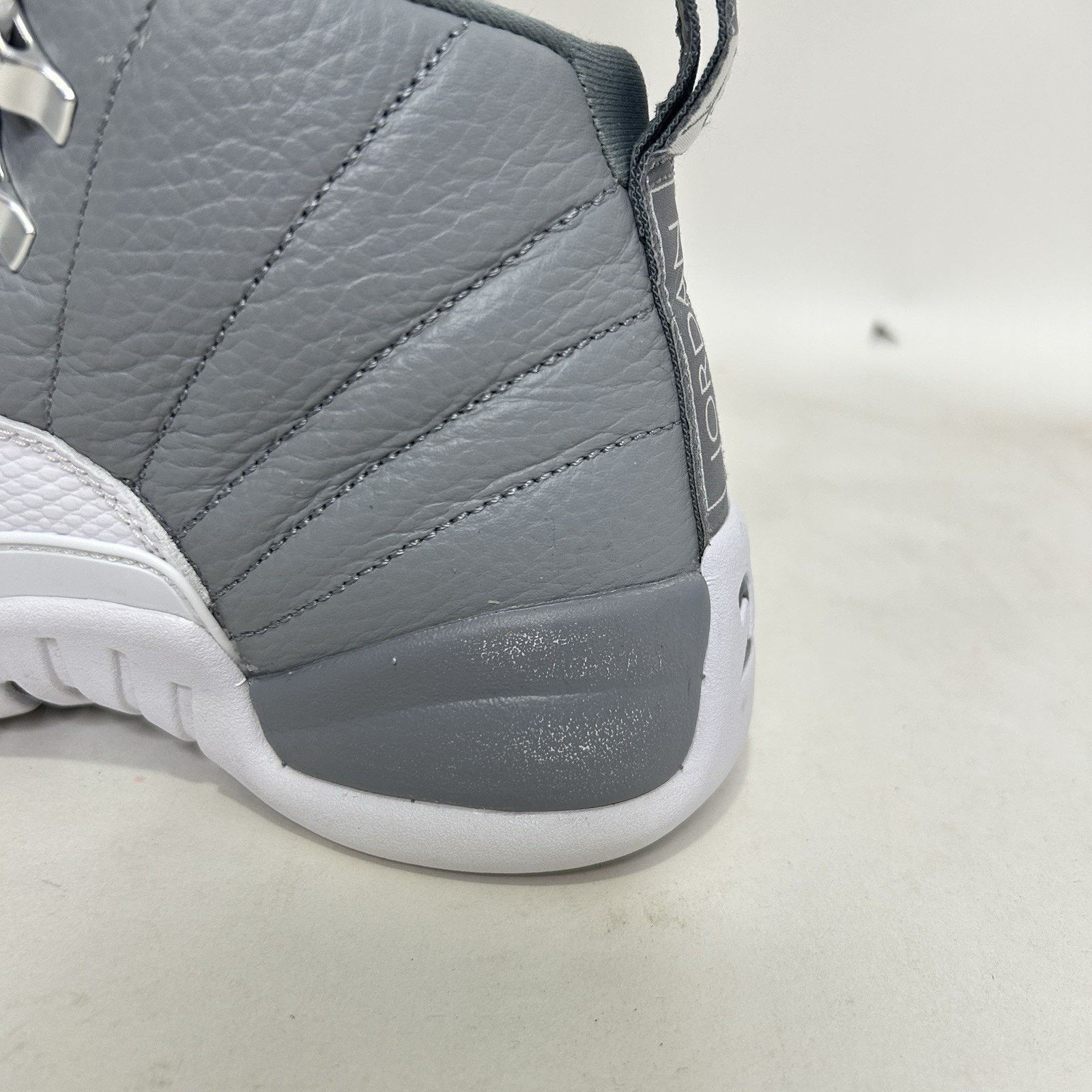 Nike Nike Air Jordan 12 Retro “Stealth” Size US 8 / EU 41 - 9 Thumbnail