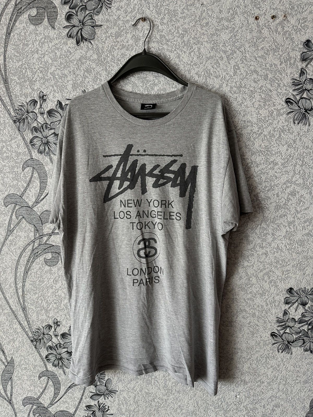Stussy STUSSY WORLD TOUR TEE vintage t shirt L Size US L / EU 52-54 / 3 - 1 Thumbnail