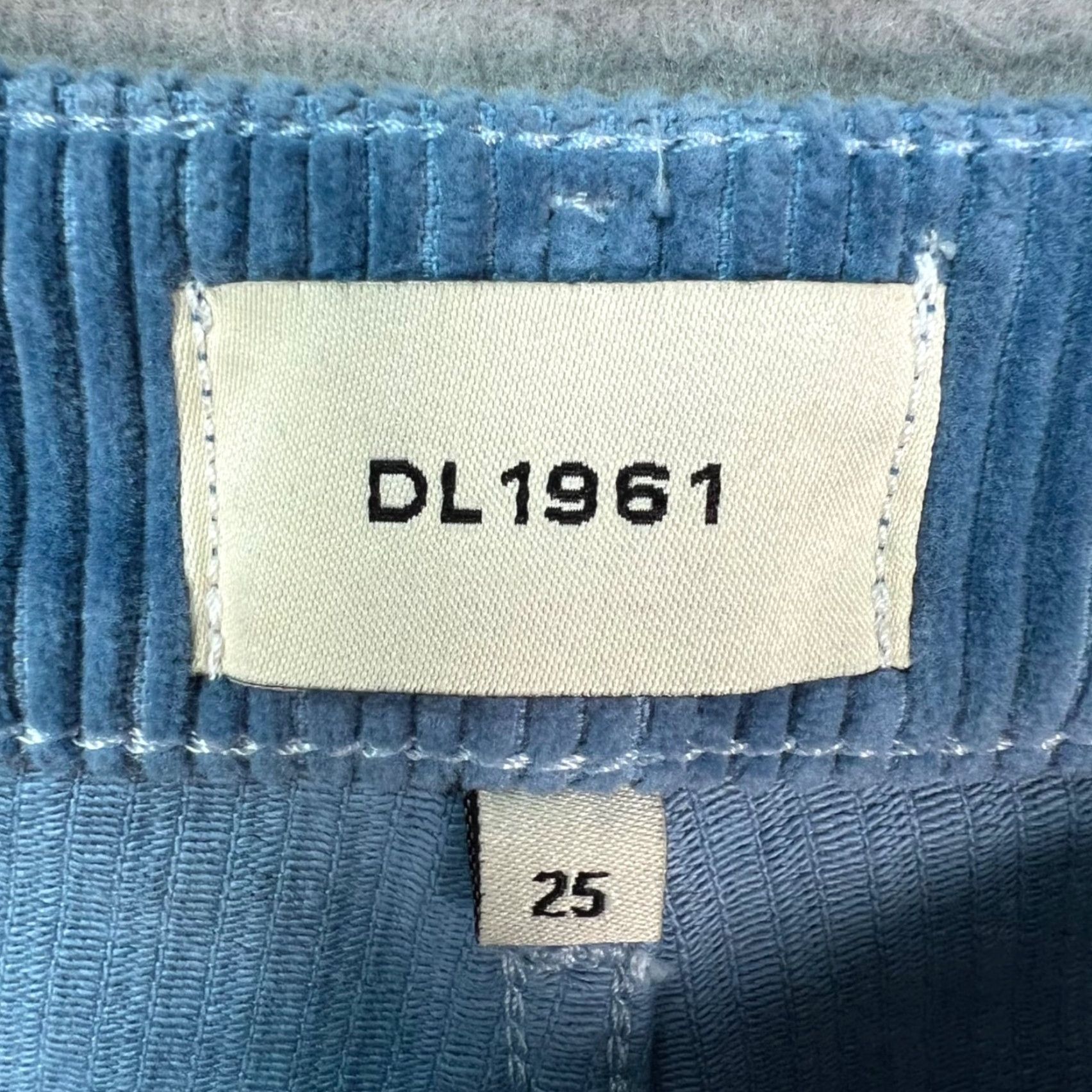 DL1961 DL1961 Womens 25 Blue Corduroy High-Waisted Straight Leg Pants Regular blue Corduroy 90s? no Vintage: No Mens Womens Boys Girls Size 42" / US 20 - 3 Thumbnail