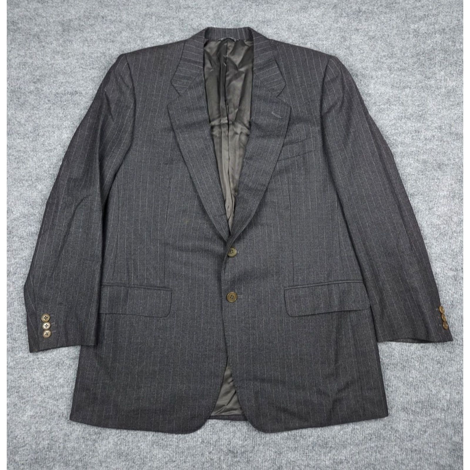 Ermenegildo Zegna Ermenegildo Zegna Blazer Jacket Men's 44 Gray Pin Stripe Wool Regular Single-Breasted blazer, Wool, Dry Clean Only, Men Size 44R - 3 Thumbnail