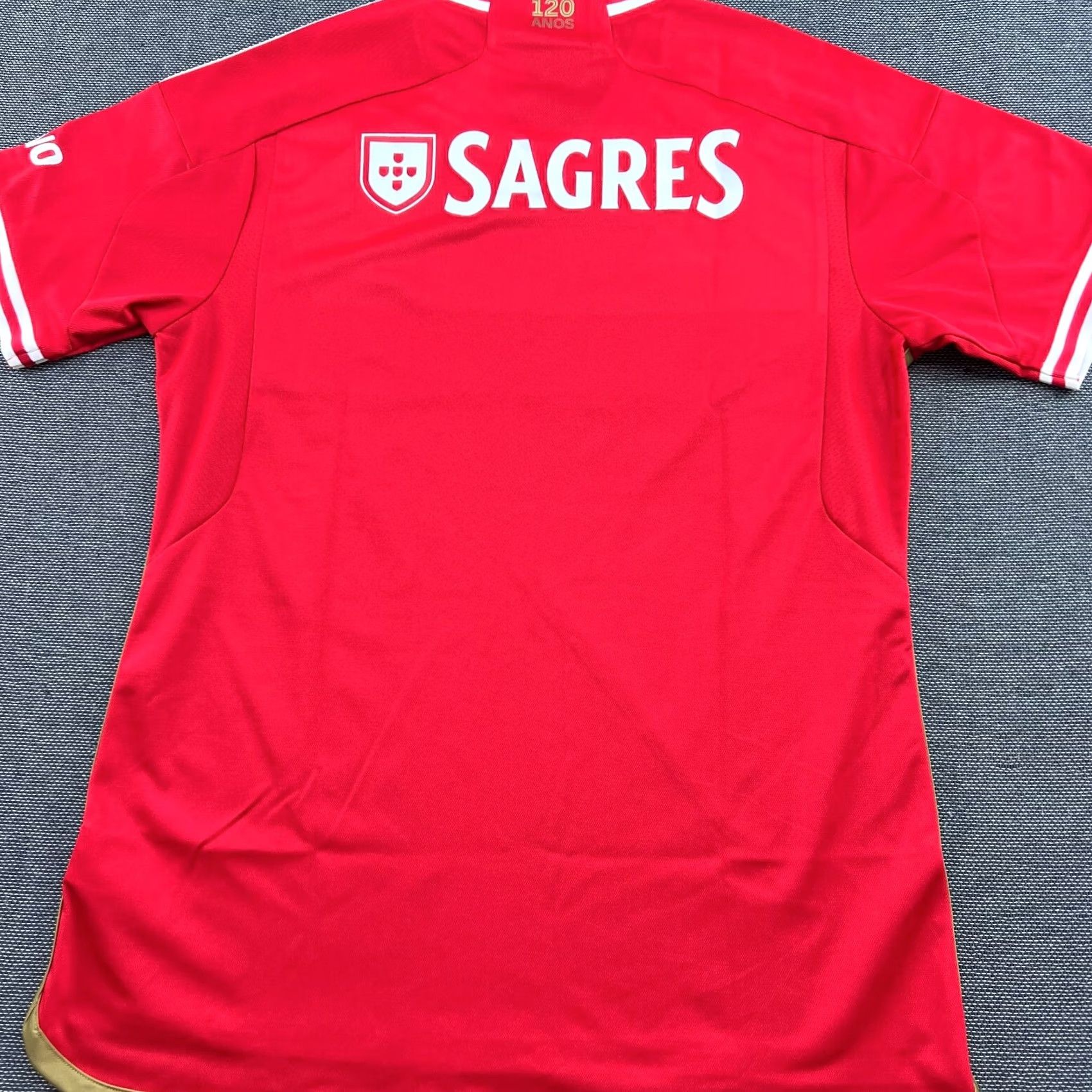 Adidas BNWT adidas Benfica 2023-2024 Home Football Jersey Mens Large Red Shirt Size US L / EU 52-54 / 3 - 2 Thumbnail