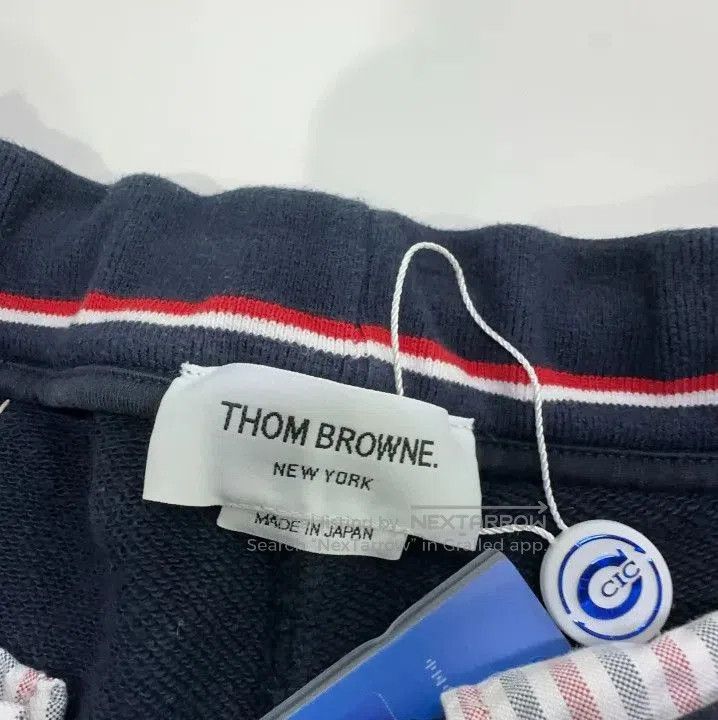 Thom Browne Thom Browne Classic Four Stripe Joggers. Size US 30 / EU 46 - 2 Thumbnail