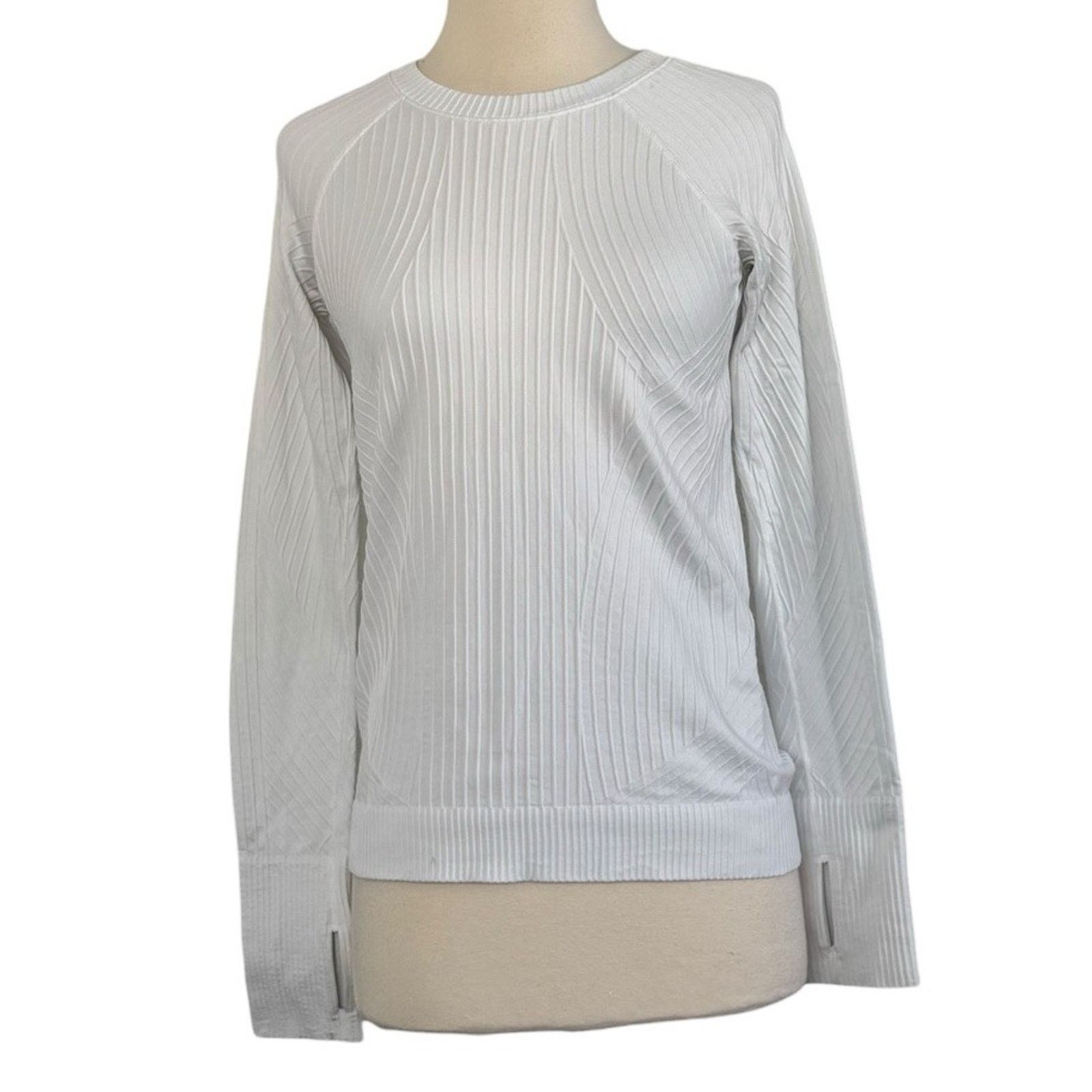 Lululemon LULULEMON Rest Less Seamless Pullover Ribbed Textured Size 6 Size S / US 4 / IT 40 - 4 Thumbnail