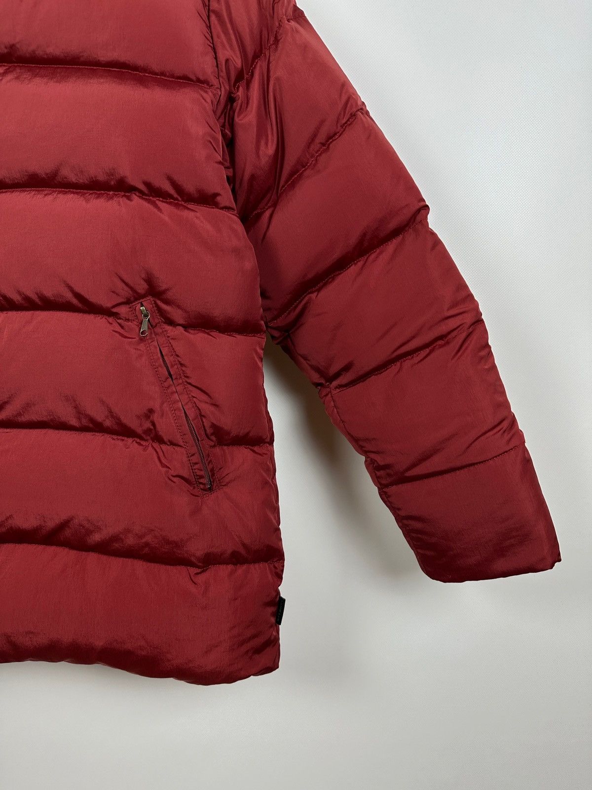 Moncler Vintage Moncler Nylon/Down Burgundy Puffer Jacket Size US L / EU 52-54 / 3 - 14 Thumbnail