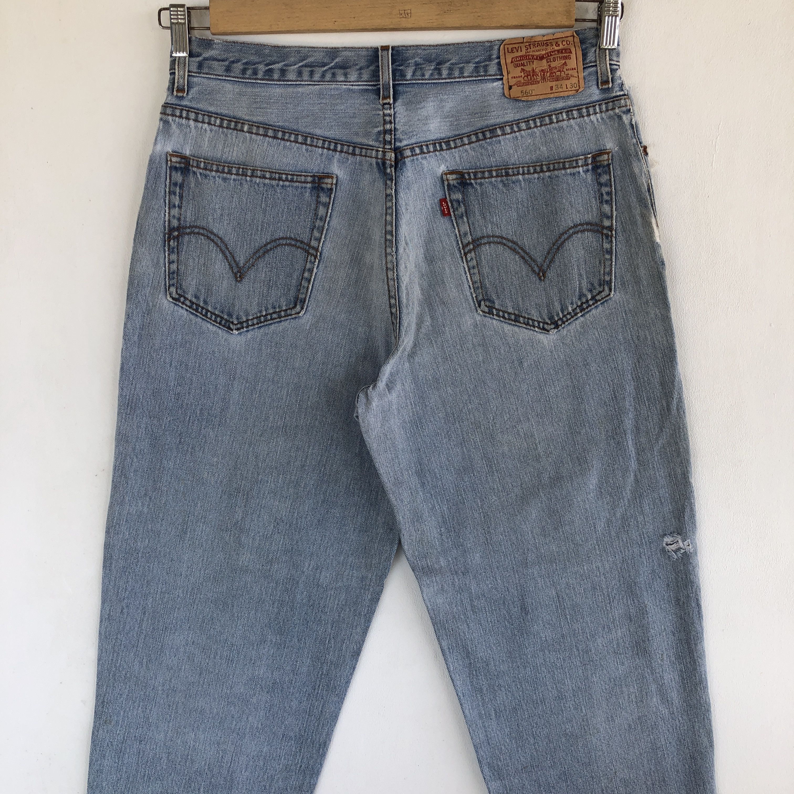 Levi's Vintage Levis Jeans Distressed Levi's 560 Sun Faded Denim Size US 32 / EU 48 - 4 Thumbnail