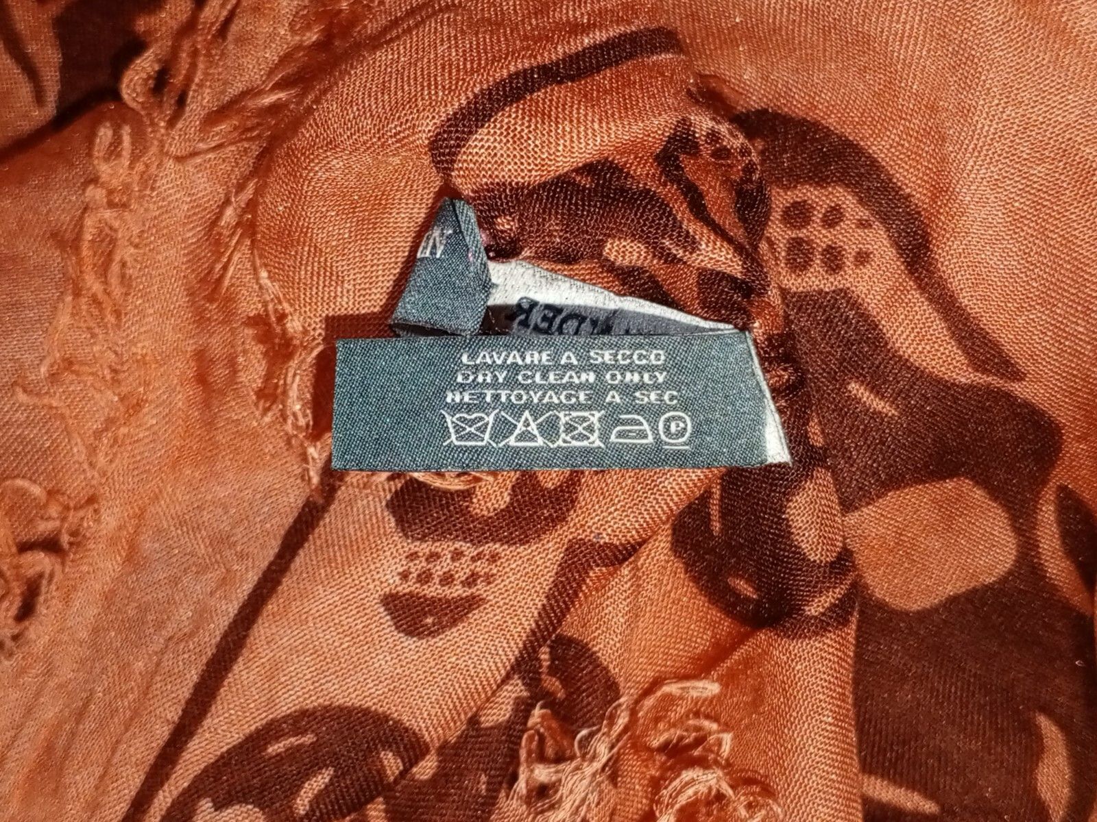 Alexander McQueen ALEXANDER MCQUEEN AMQ Signature Skull Orange Silk Scarf Size ONE SIZE - 9 Thumbnail