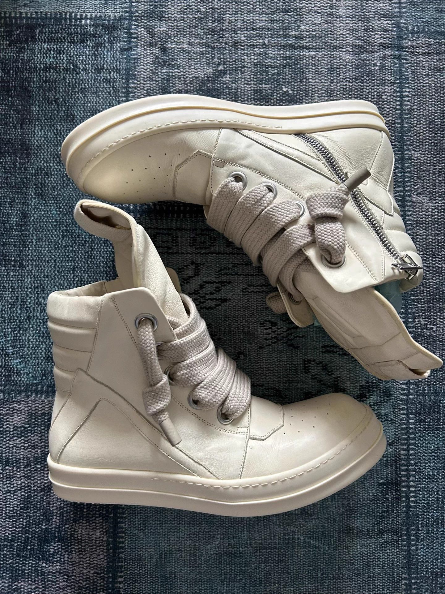 Rick Owens Rick Owens White Thick Laces Inverted Triangle 45 Size US 11 / EU 44 - 3 Thumbnail